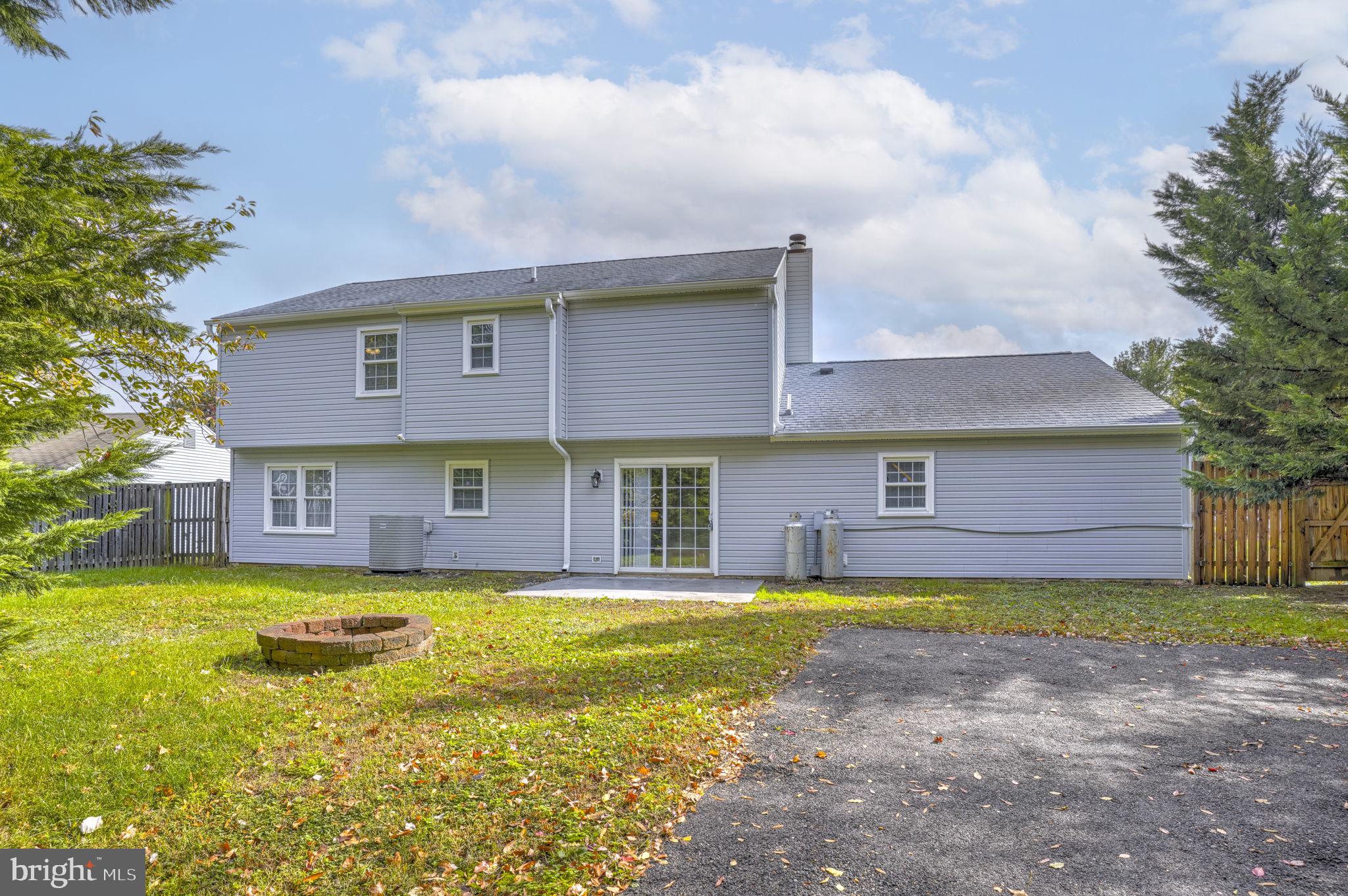 4130 LANCASTER CIRCLE