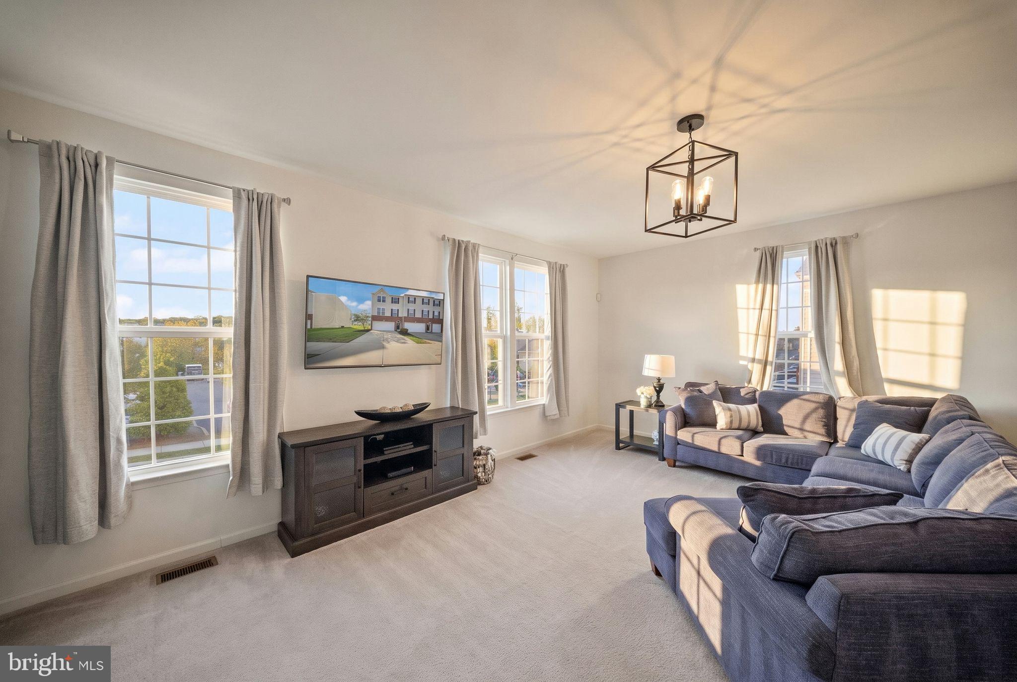 112 LANDING DRIVE
