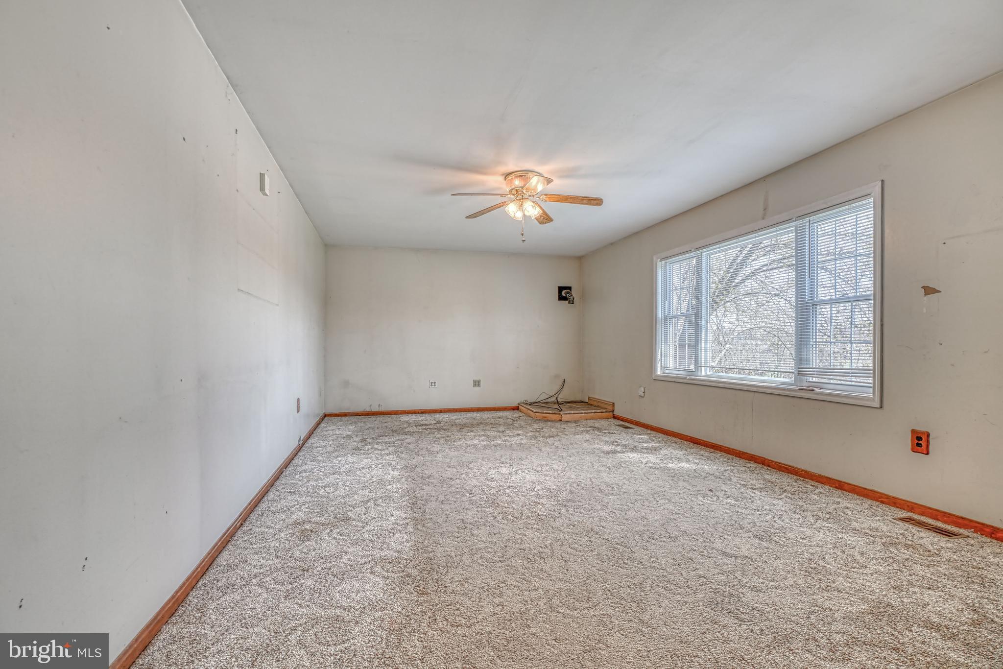 COOL SPRINGS - Residential