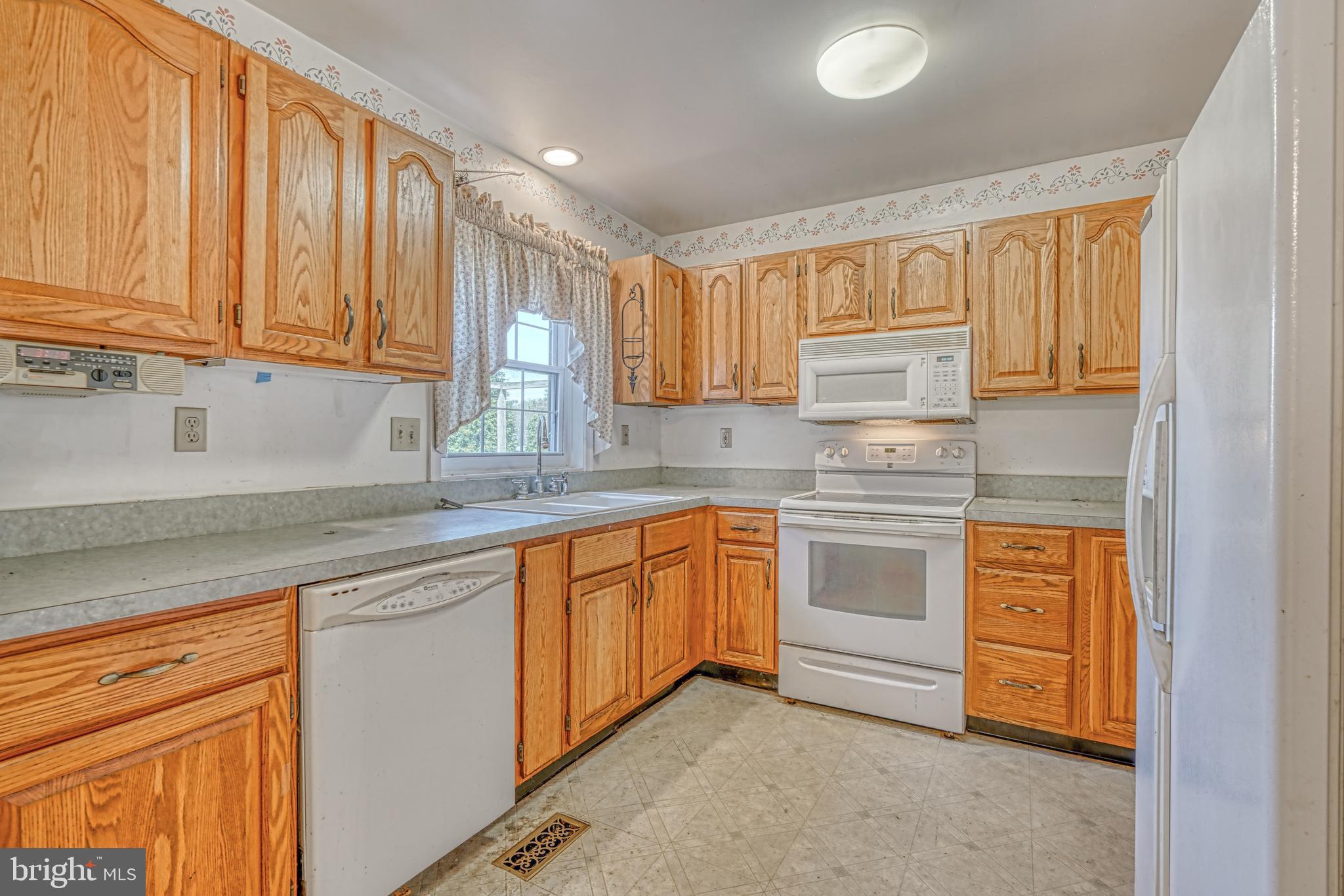 COOL SPRINGS - Residential