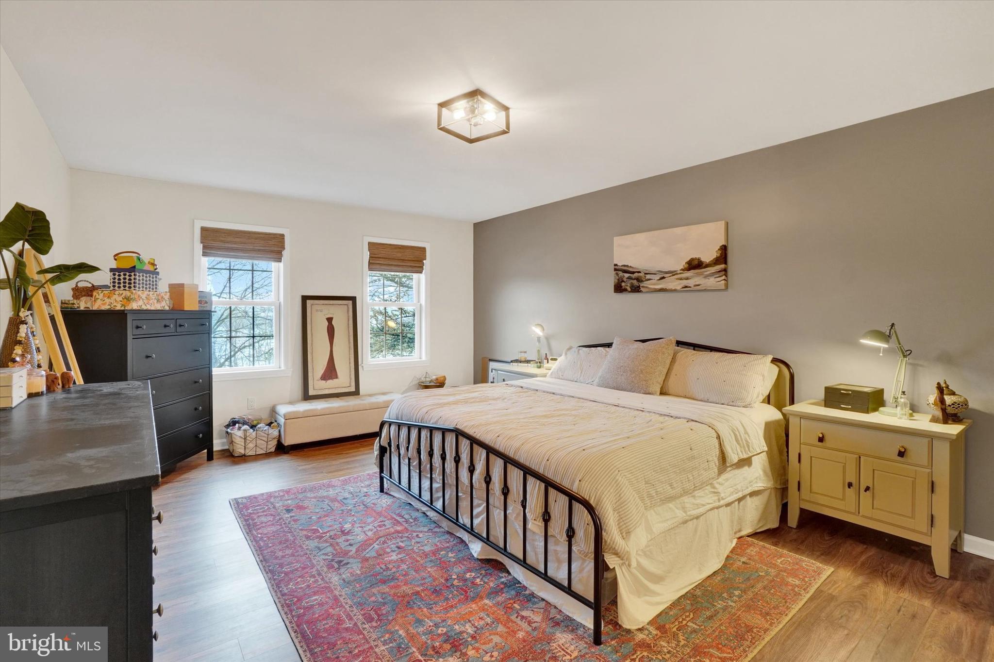 VICTORIAS POND - Residential