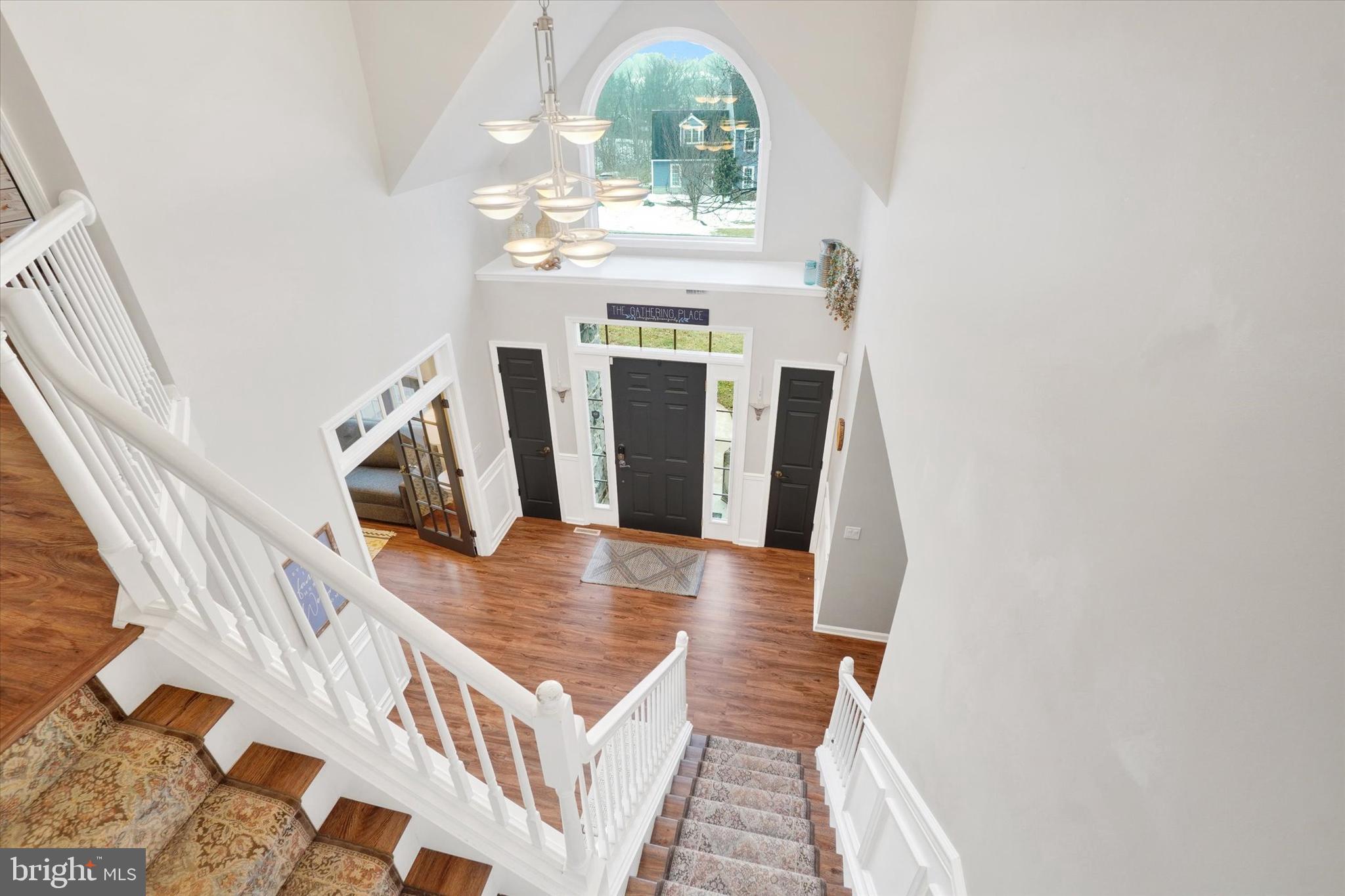 VICTORIAS POND - Residential