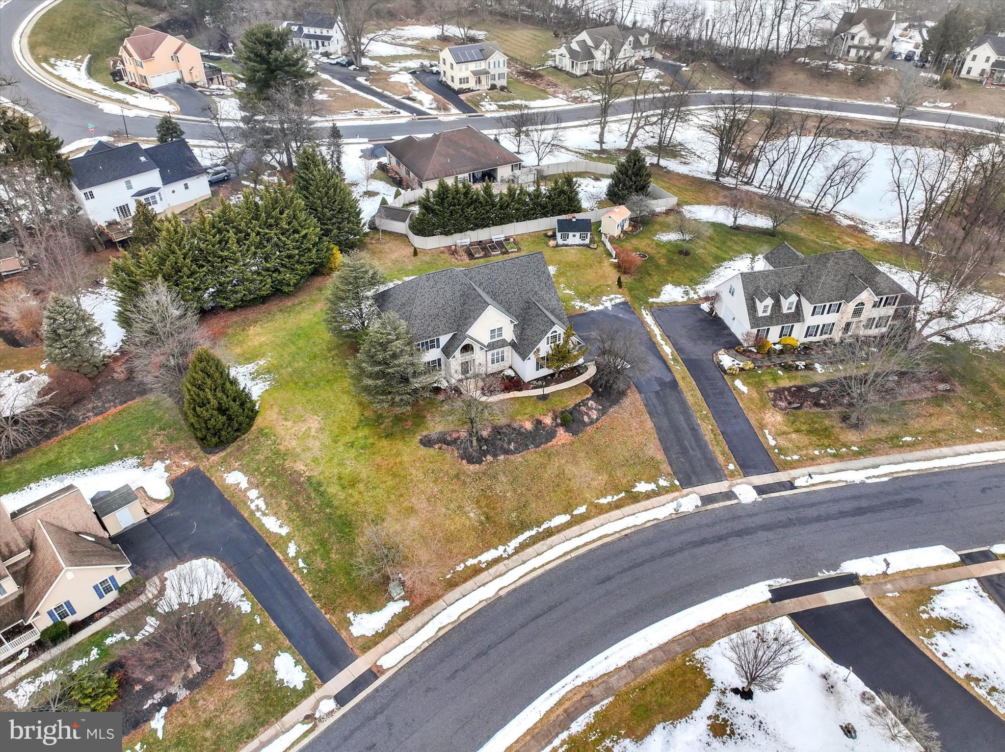 VICTORIAS POND - Residential