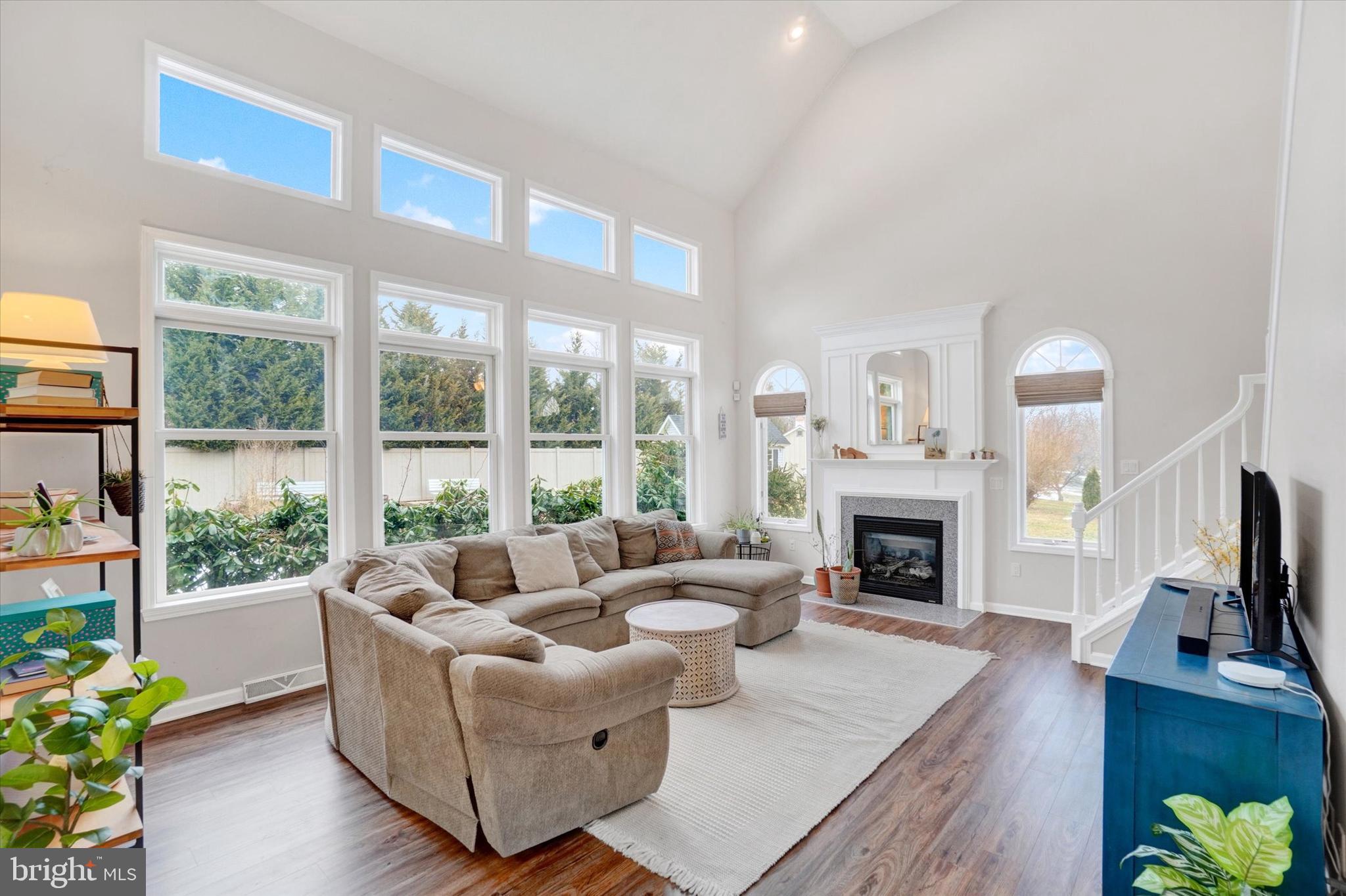 VICTORIAS POND - Residential