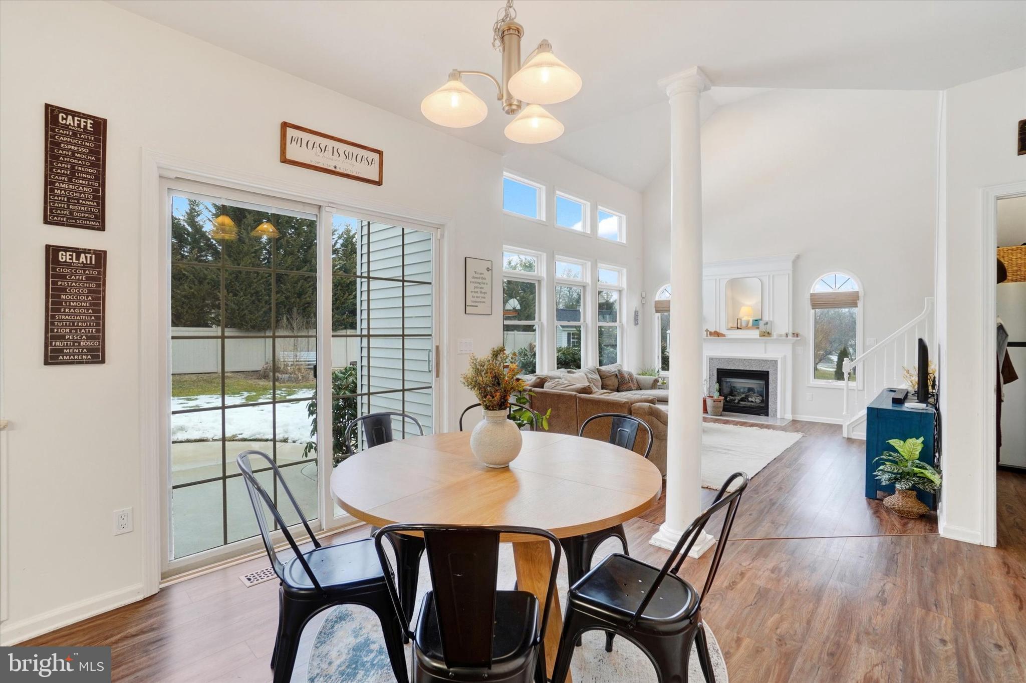 VICTORIAS POND - Residential