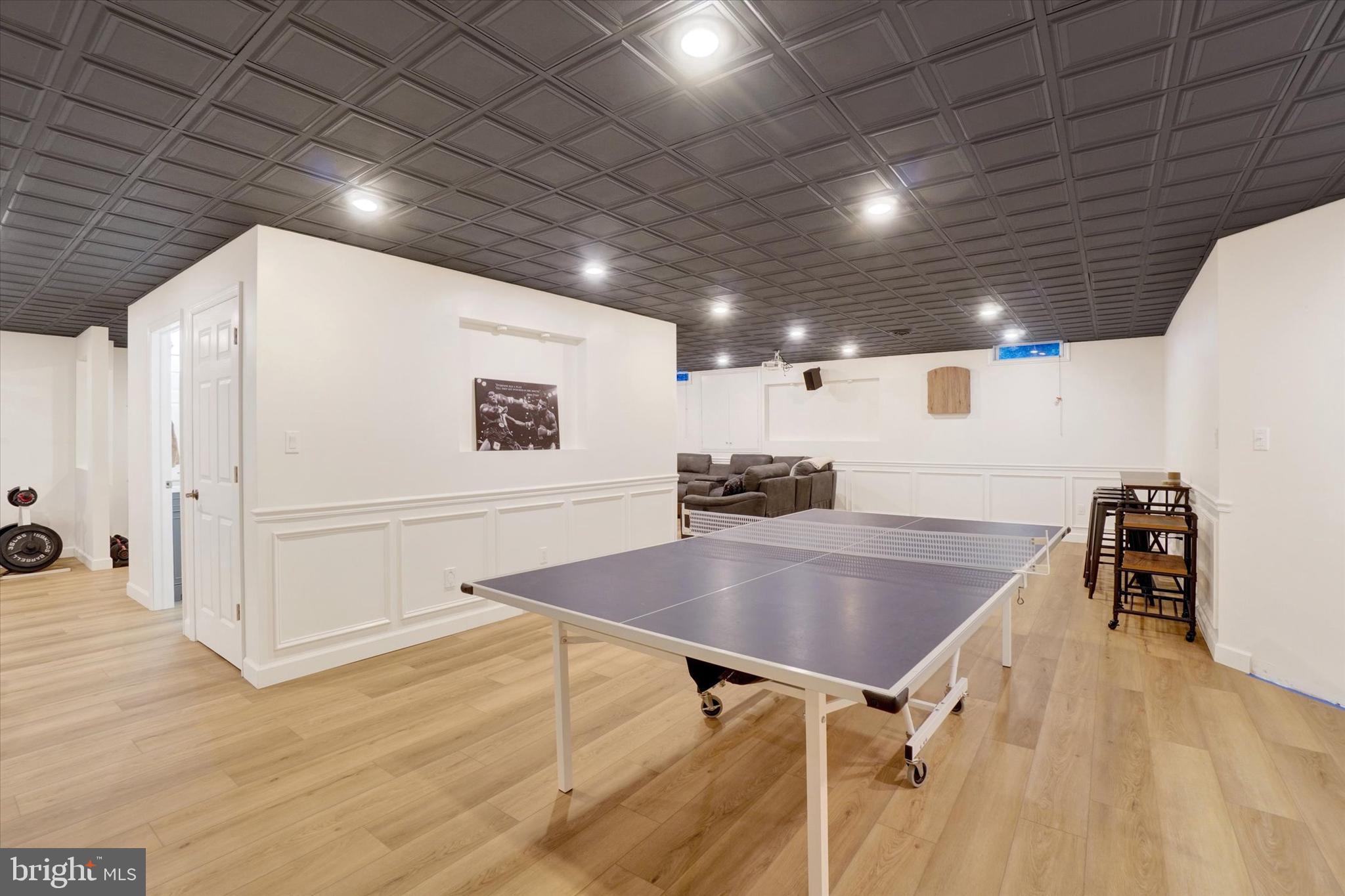 VICTORIAS POND - Residential