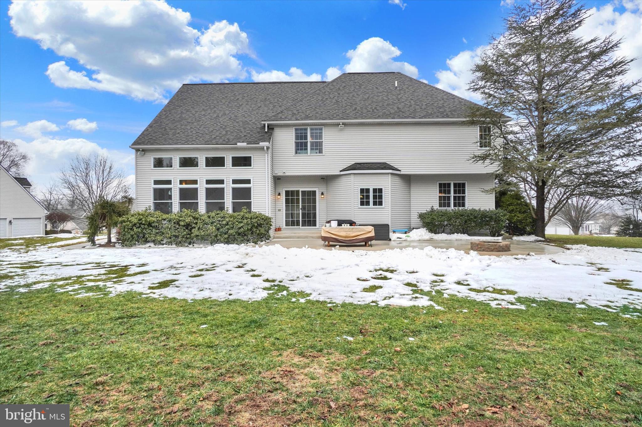 VICTORIAS POND - Residential