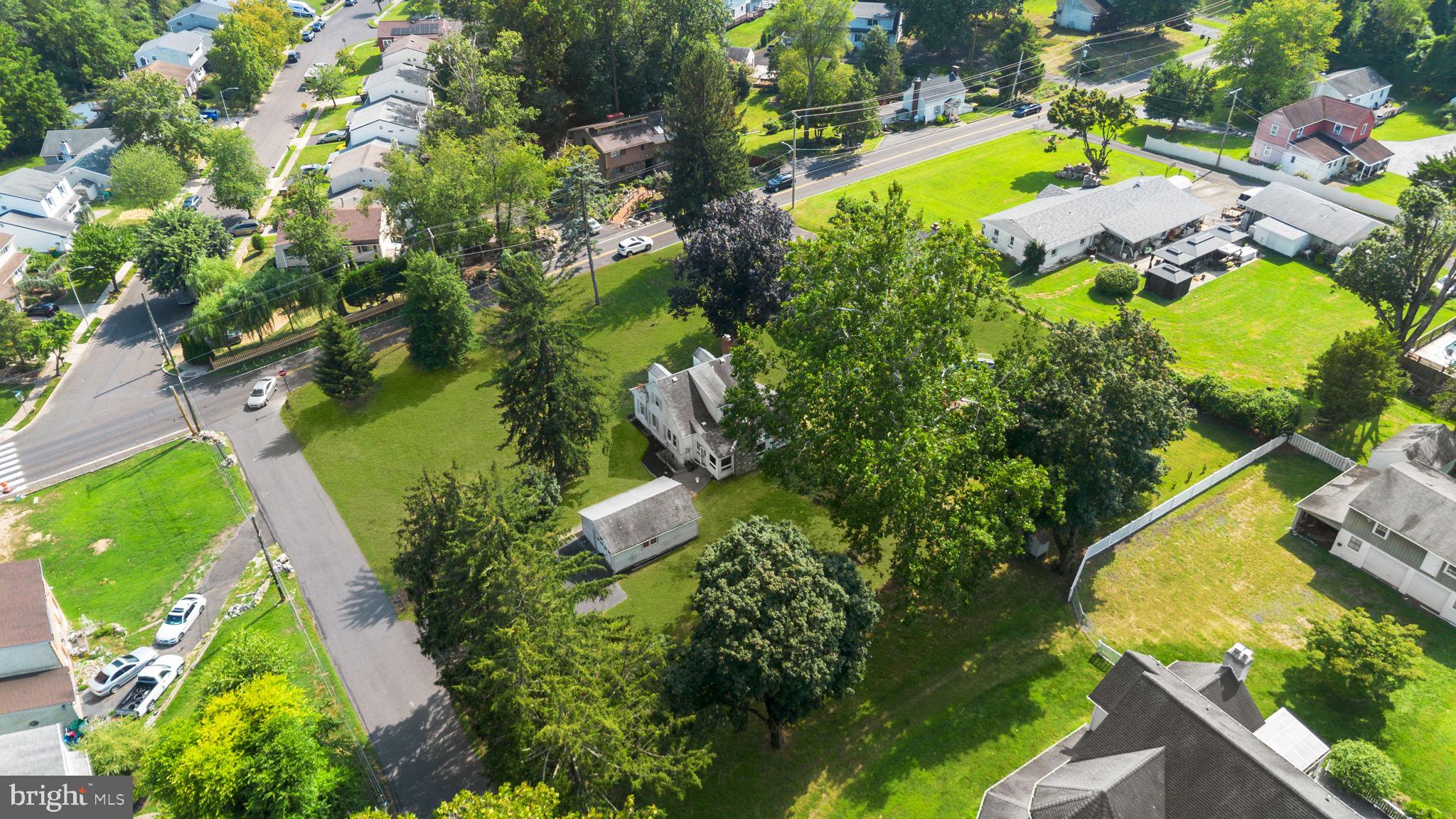 100 ACRE WOODS - Residential