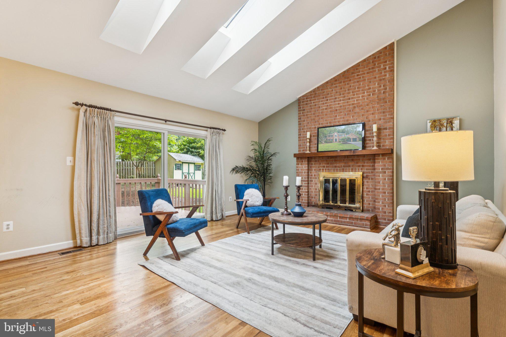 STONEGATE - Residential