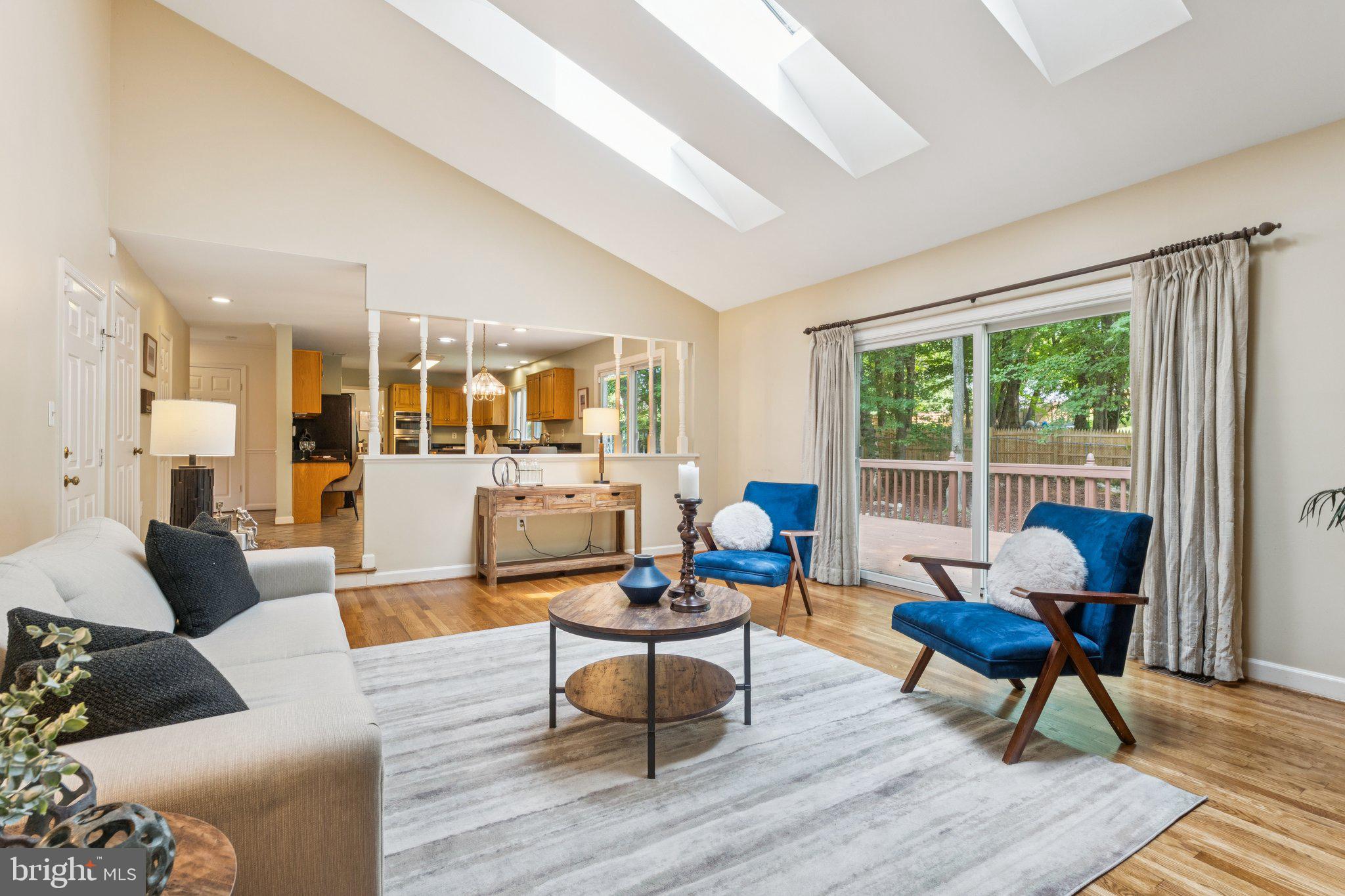 STONEGATE - Residential