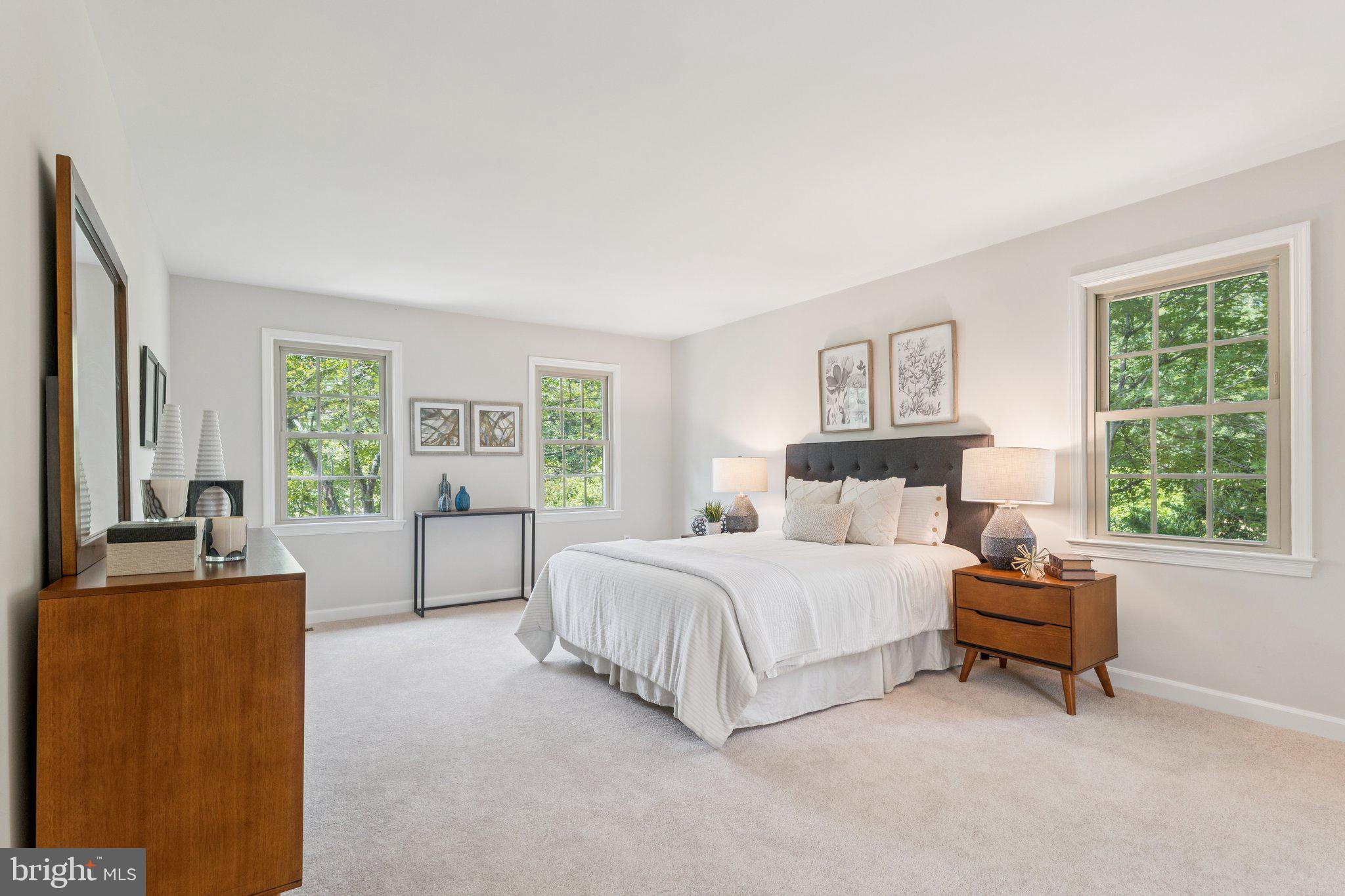 STONEGATE - Residential