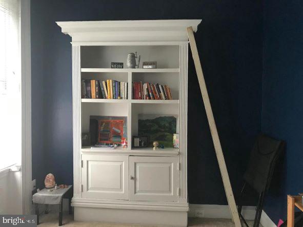 ART MUSEUM AREA - Residential Lease