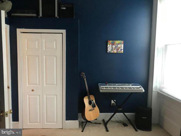 ART MUSEUM AREA - Residential Lease