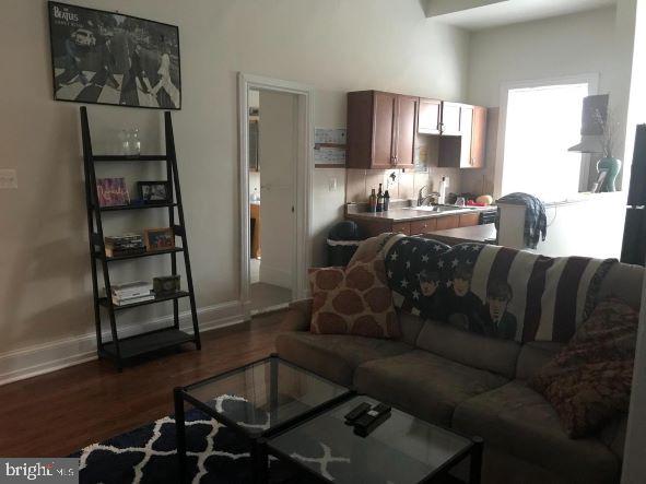 ART MUSEUM AREA - Residential Lease