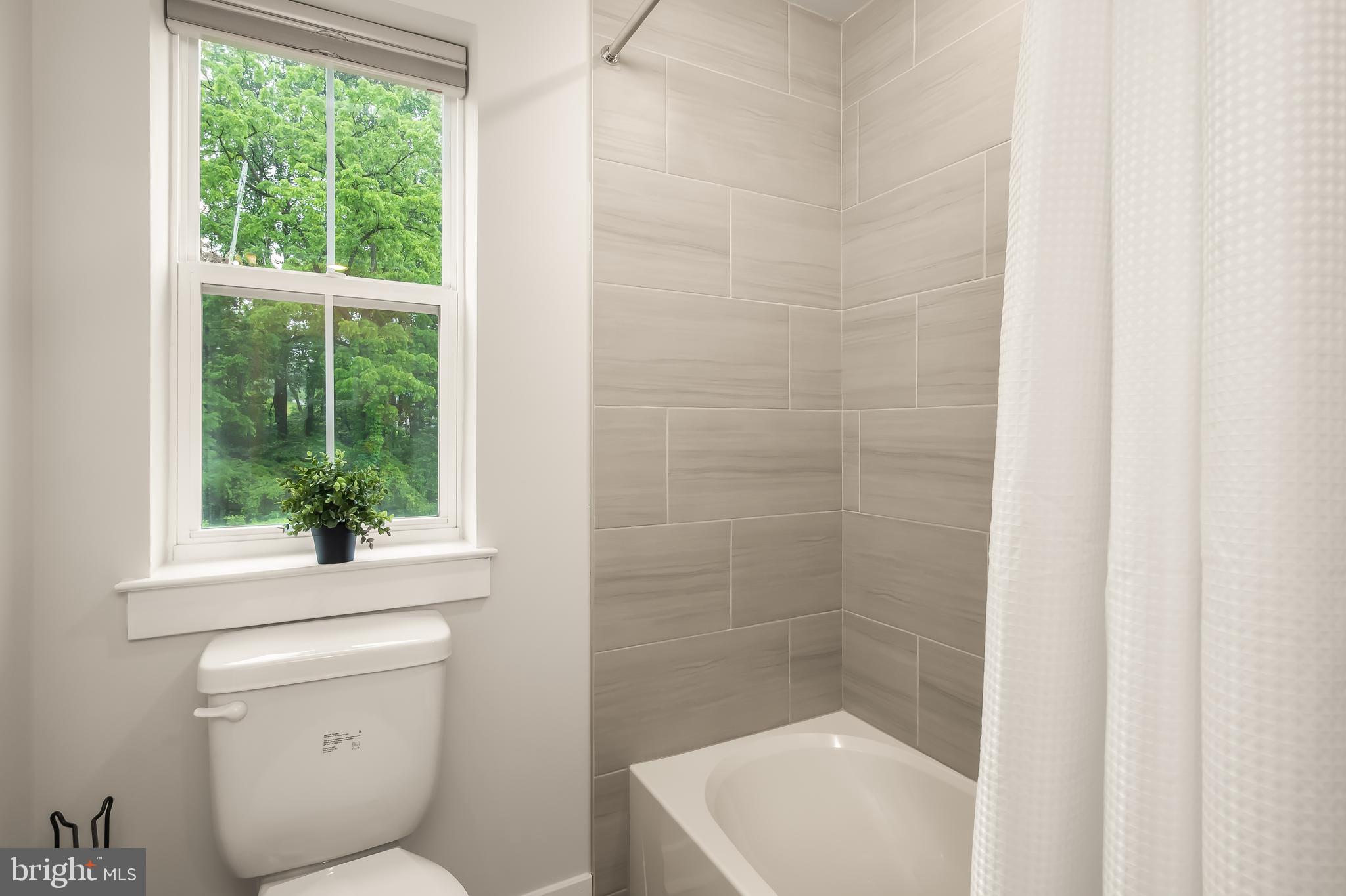 BLUE RIDGE ESTATES W - Residential