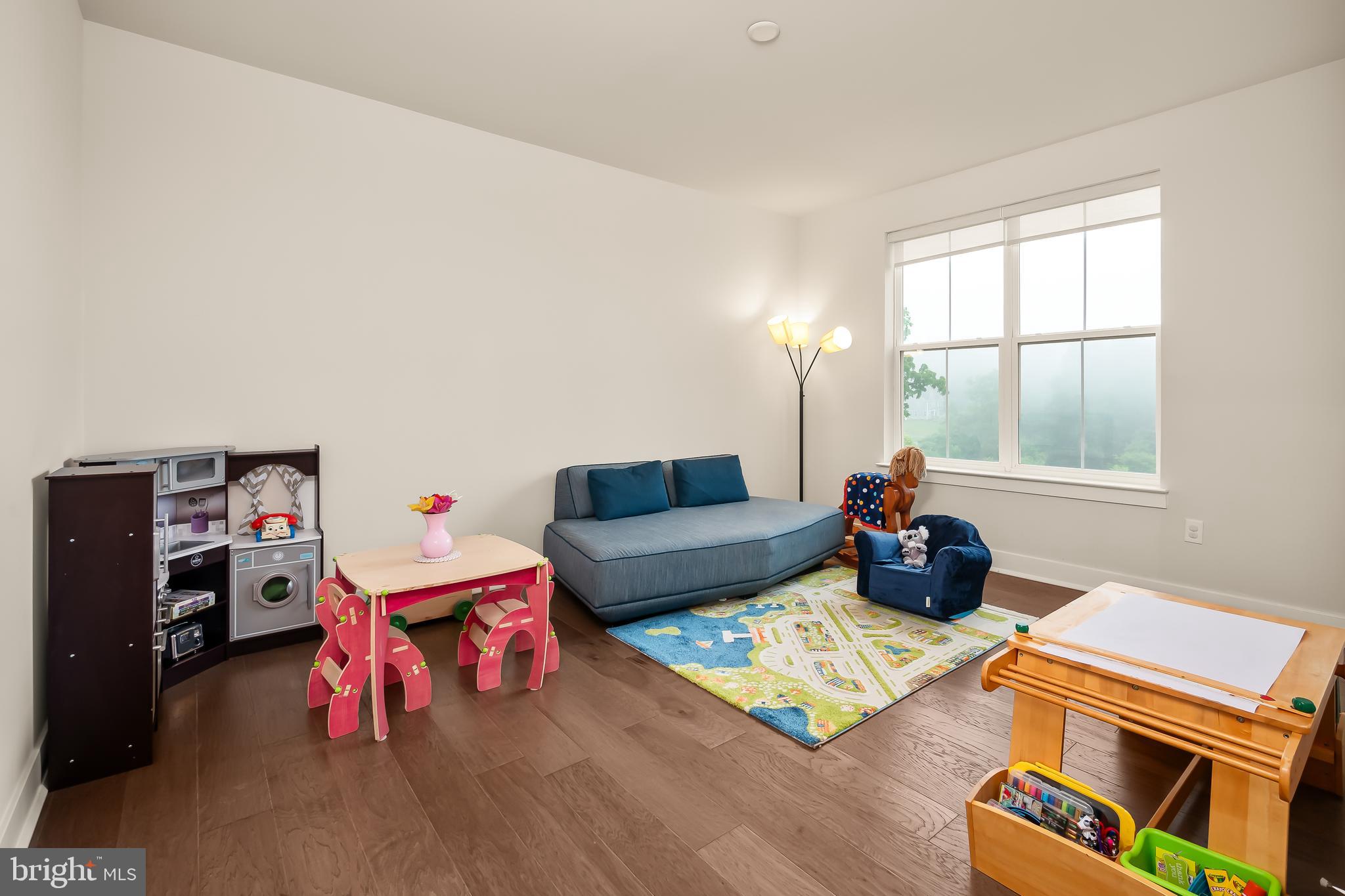 BLUE RIDGE ESTATES W - Residential