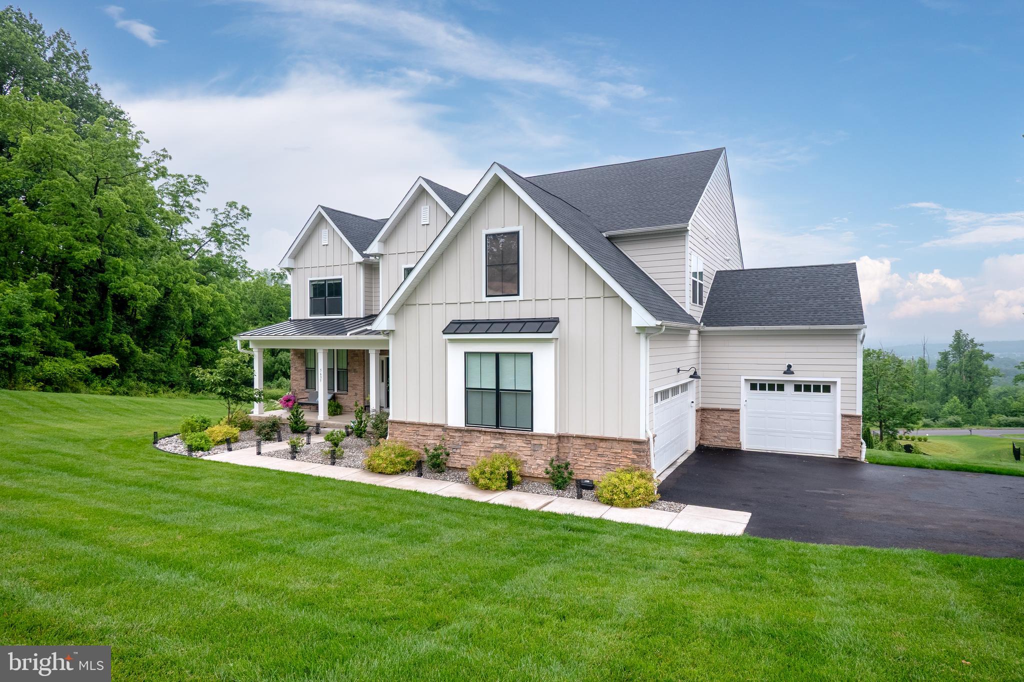 5635 SAUCON RIDGE ROAD