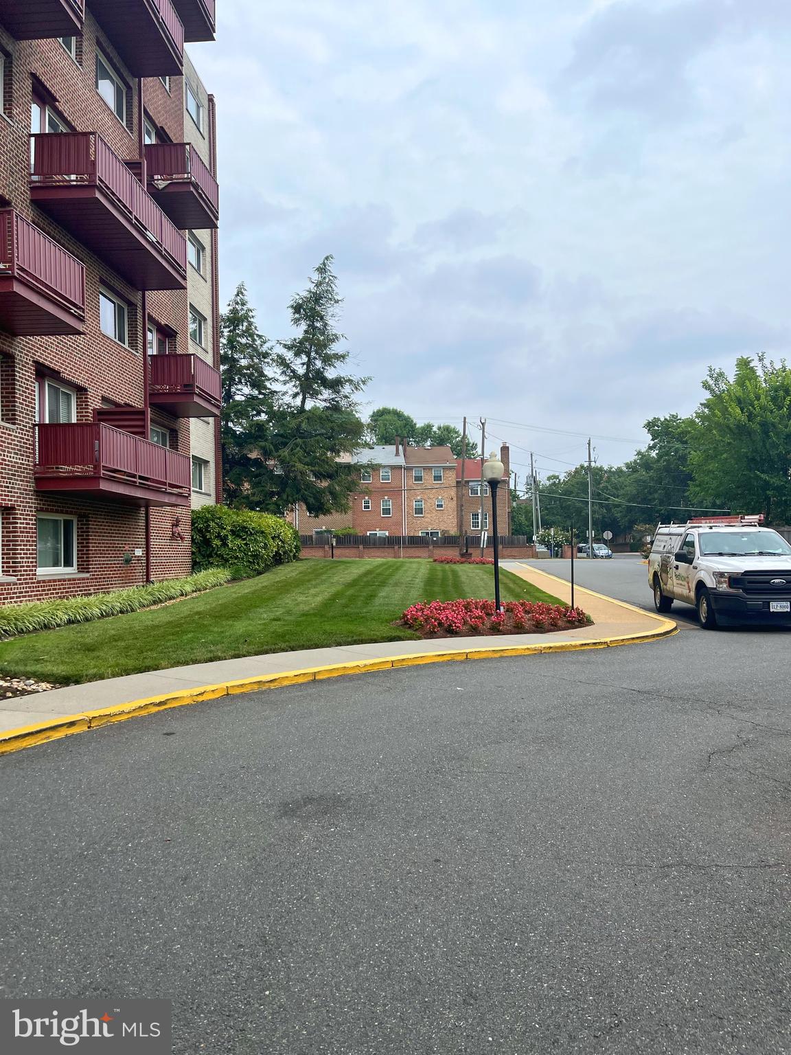 LANCASTER - Residential