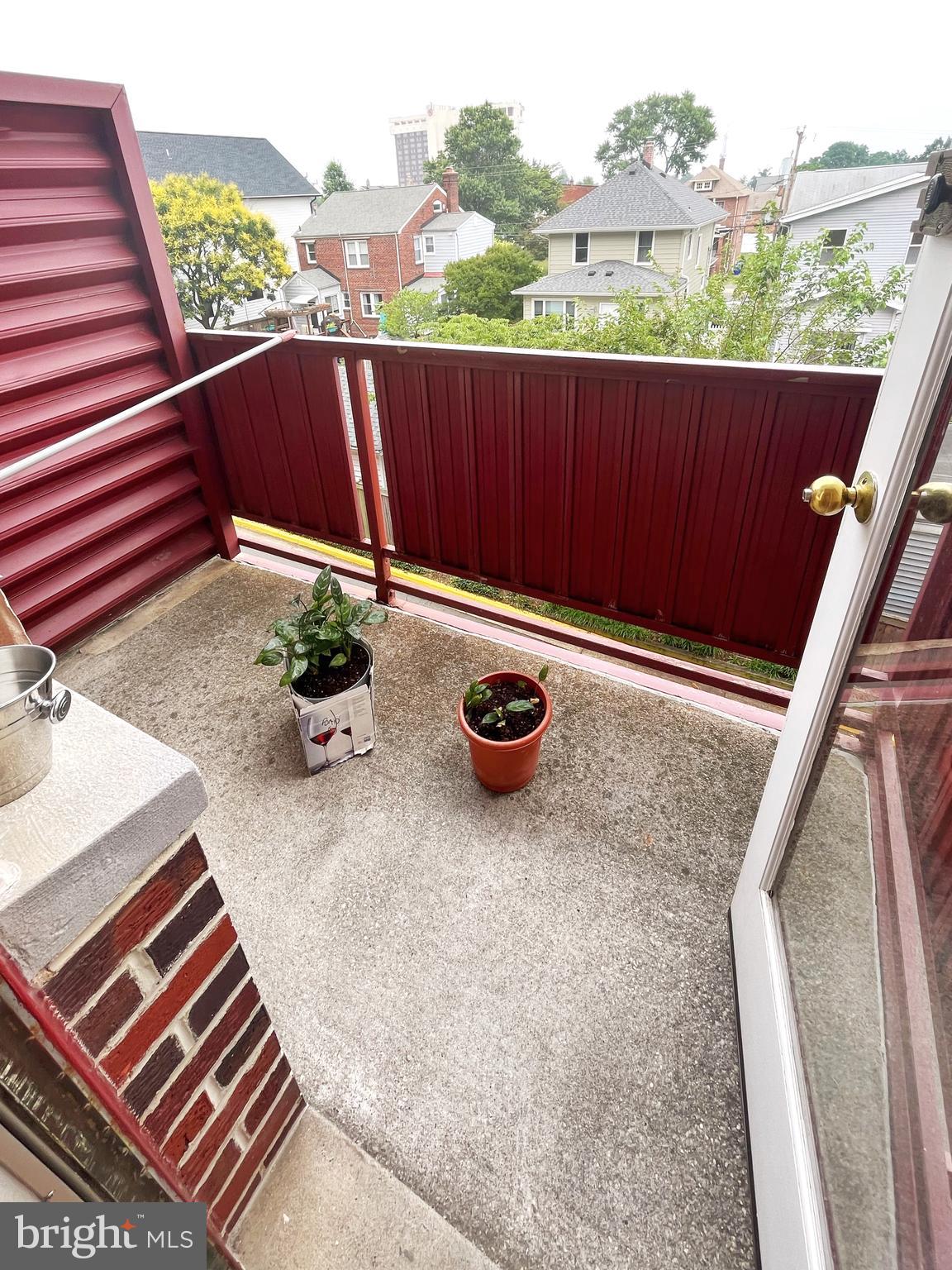 LANCASTER - Residential