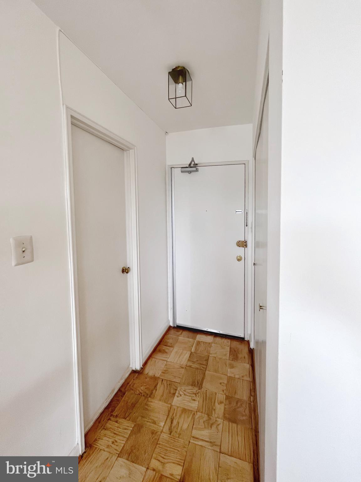 LANCASTER - Residential