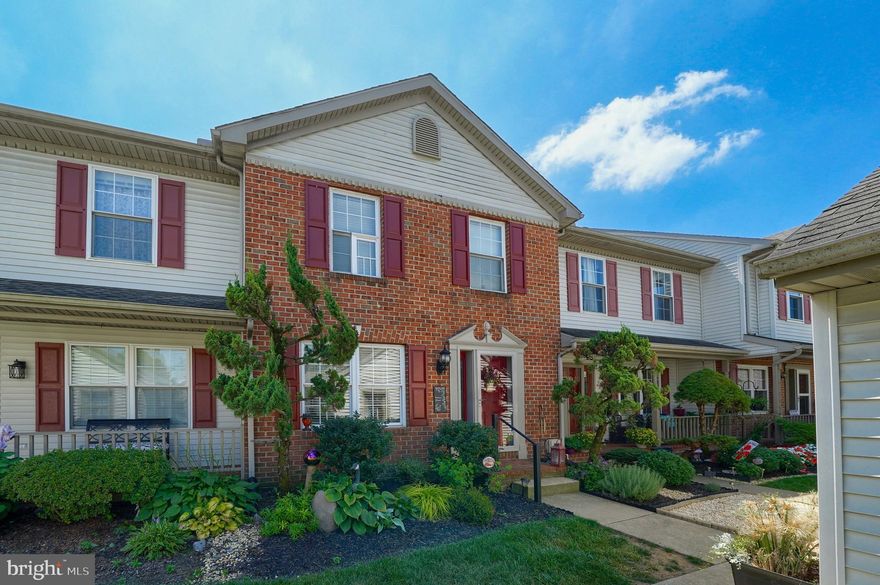 Check out this sweet townhouse located in Forest Glen and Palmyra school district. Property consists of 1,280SF (above grade) and a finished basement providing an additional 465SF (below grade). Home has 3 hall entered bedrooms on the second floor. First floor contains living room, half bath with washer/dryer hookup and a large eat-in kitchen area. Kitchen area has sliding glass doors that lead out to deck with retractable motorized awning. The second floor contains the bedrooms and one full bath. The full finished basement has outside access and is heated! This provides the possibility for another bedroom and/or family room. HOA is $170/month which includes lawn care maintenance and snow removal and trash. You also have access to the outdoor pool during the Summer months. Gas forced air heat and Central A/C. Recent updates include: New roof & deck 2020 and new kitchen floor 2022
