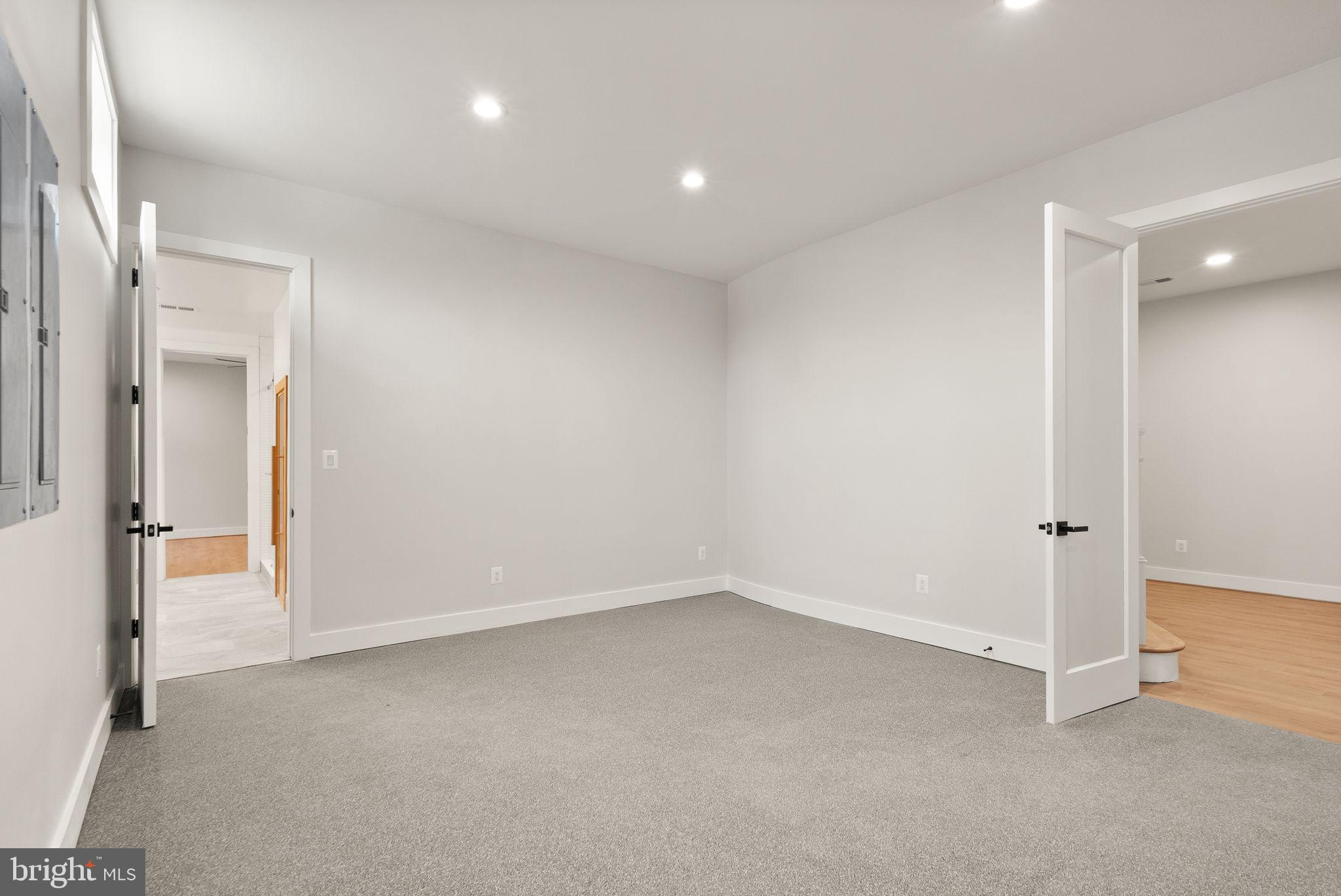 BEACON HILL - Residential