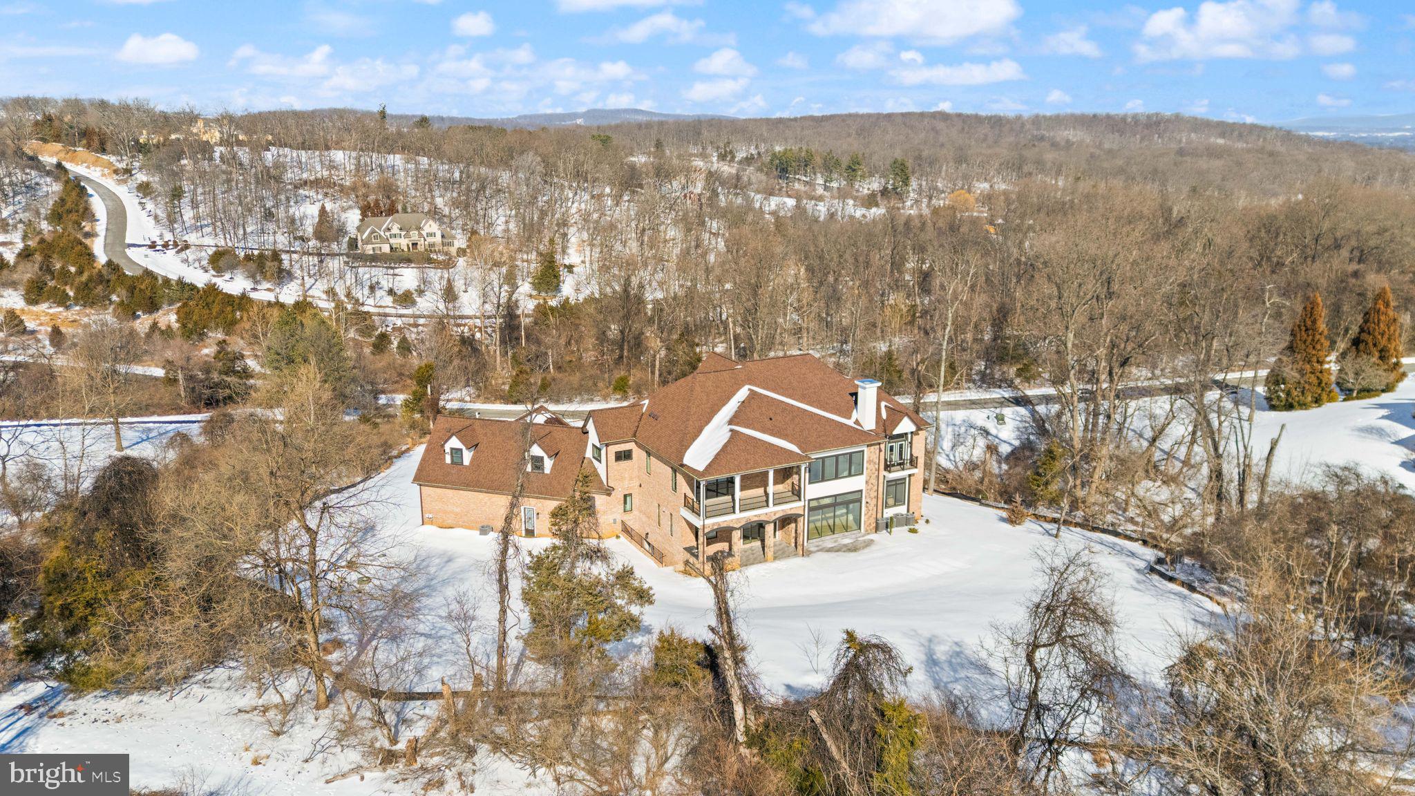 BEACON HILL - Residential