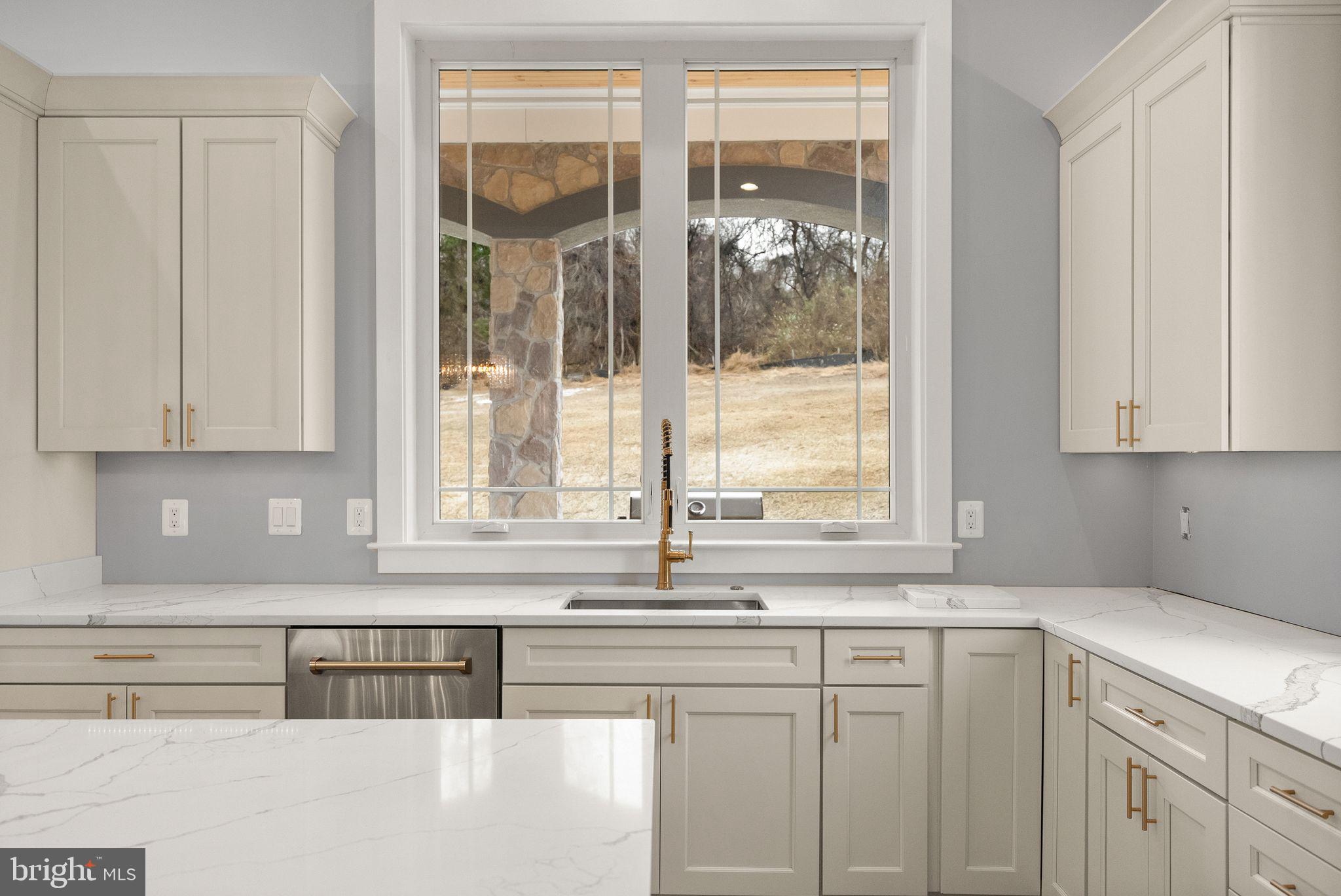 BEACON HILL - Residential