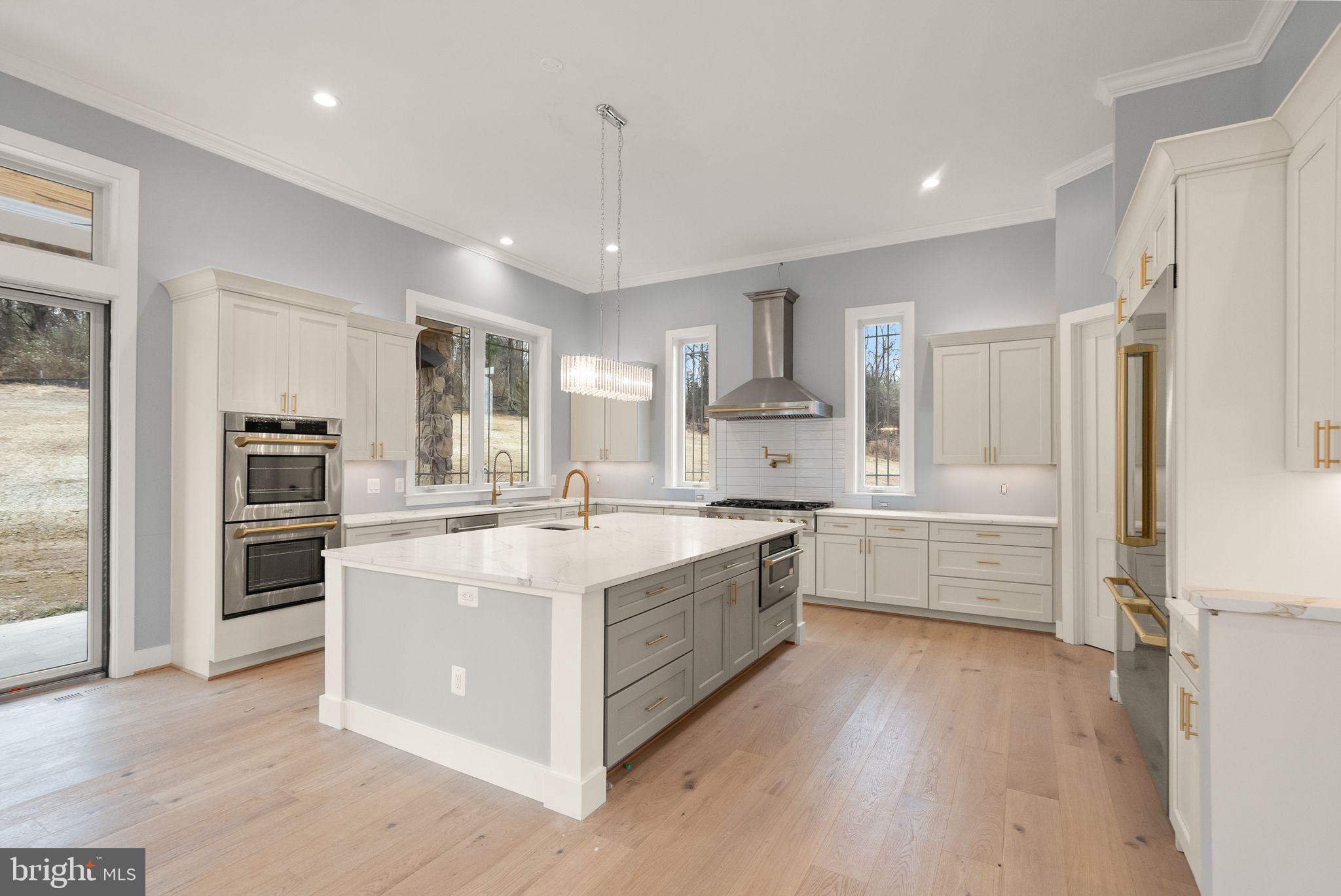 BEACON HILL - Residential