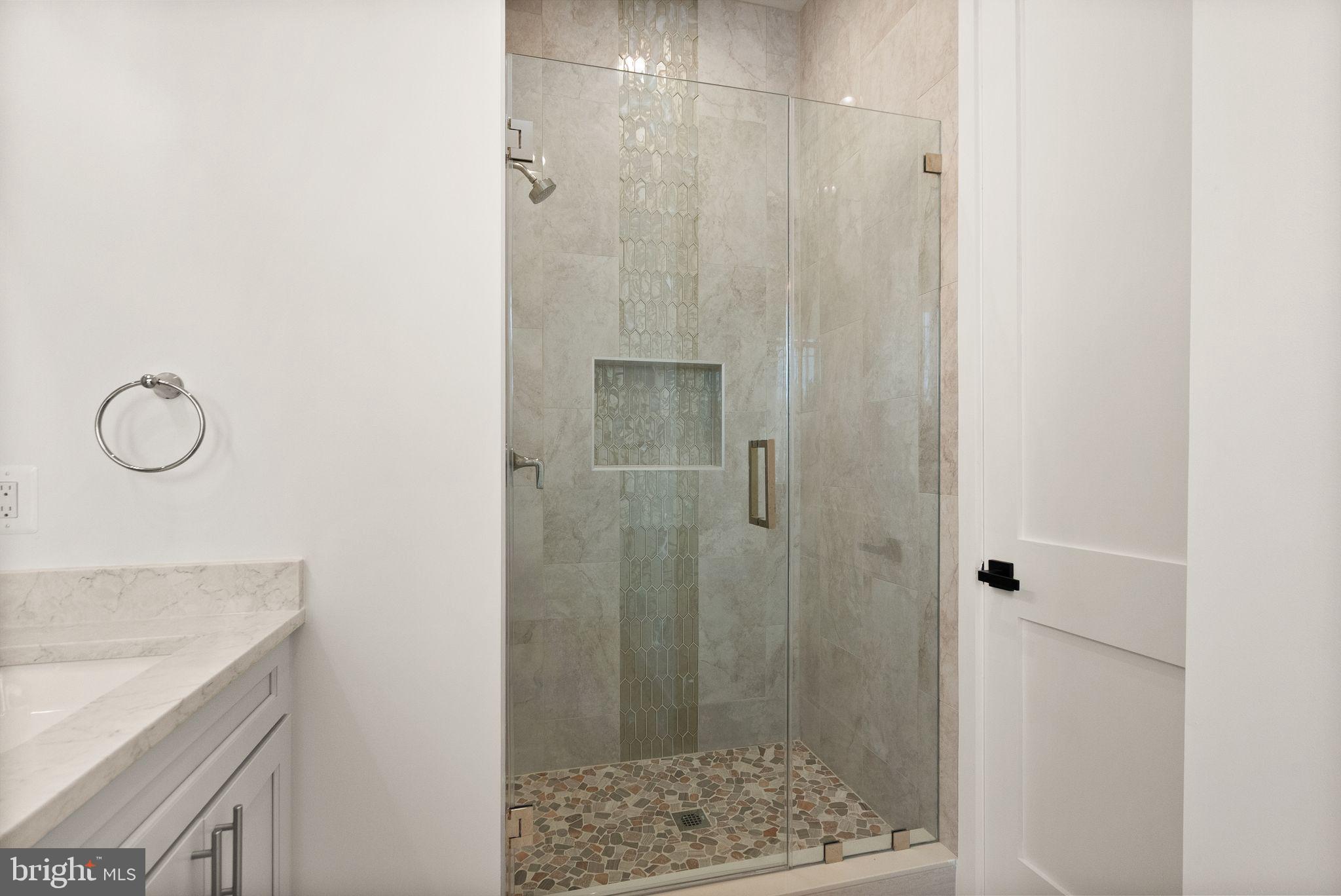 BEACON HILL - Residential