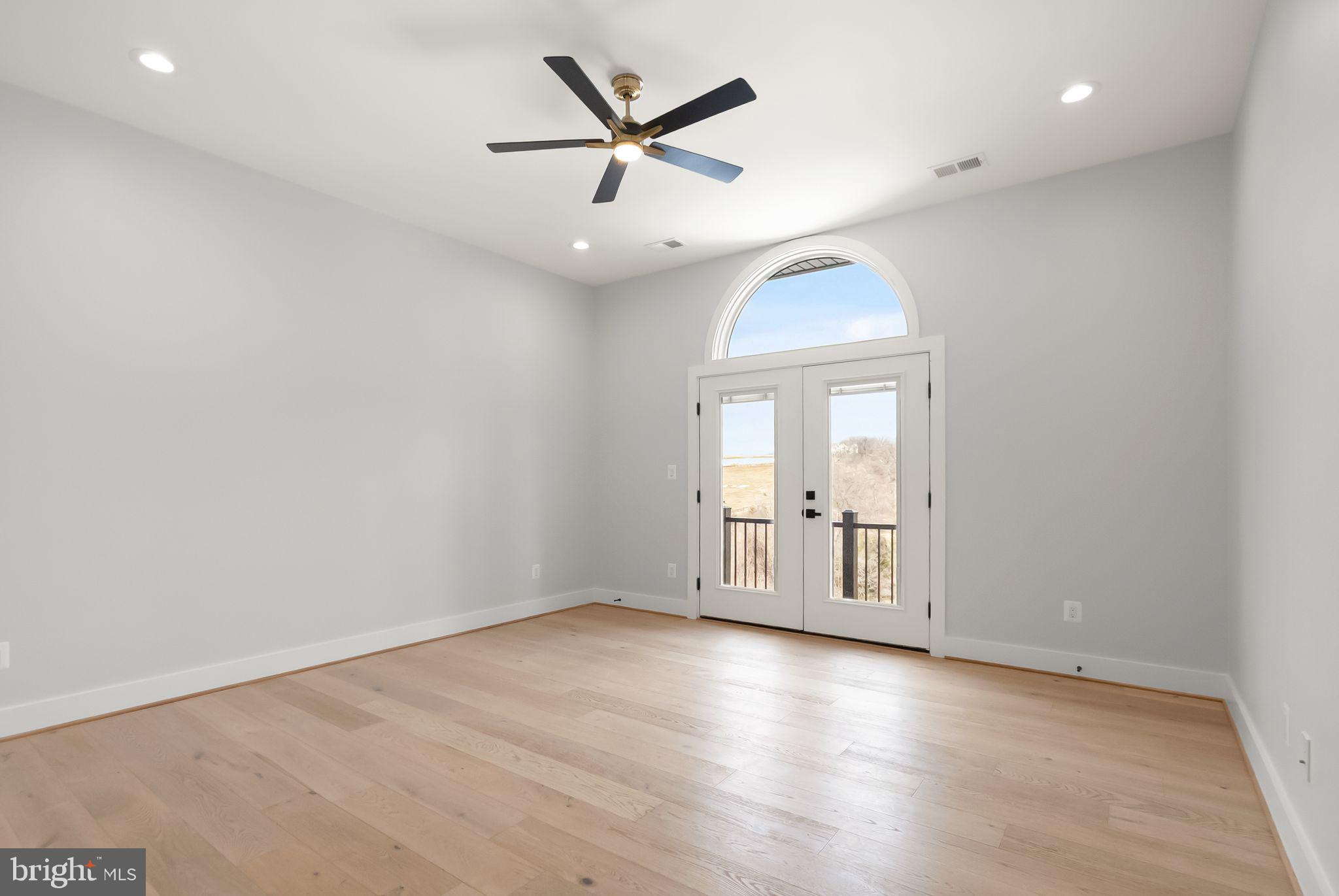 BEACON HILL - Residential