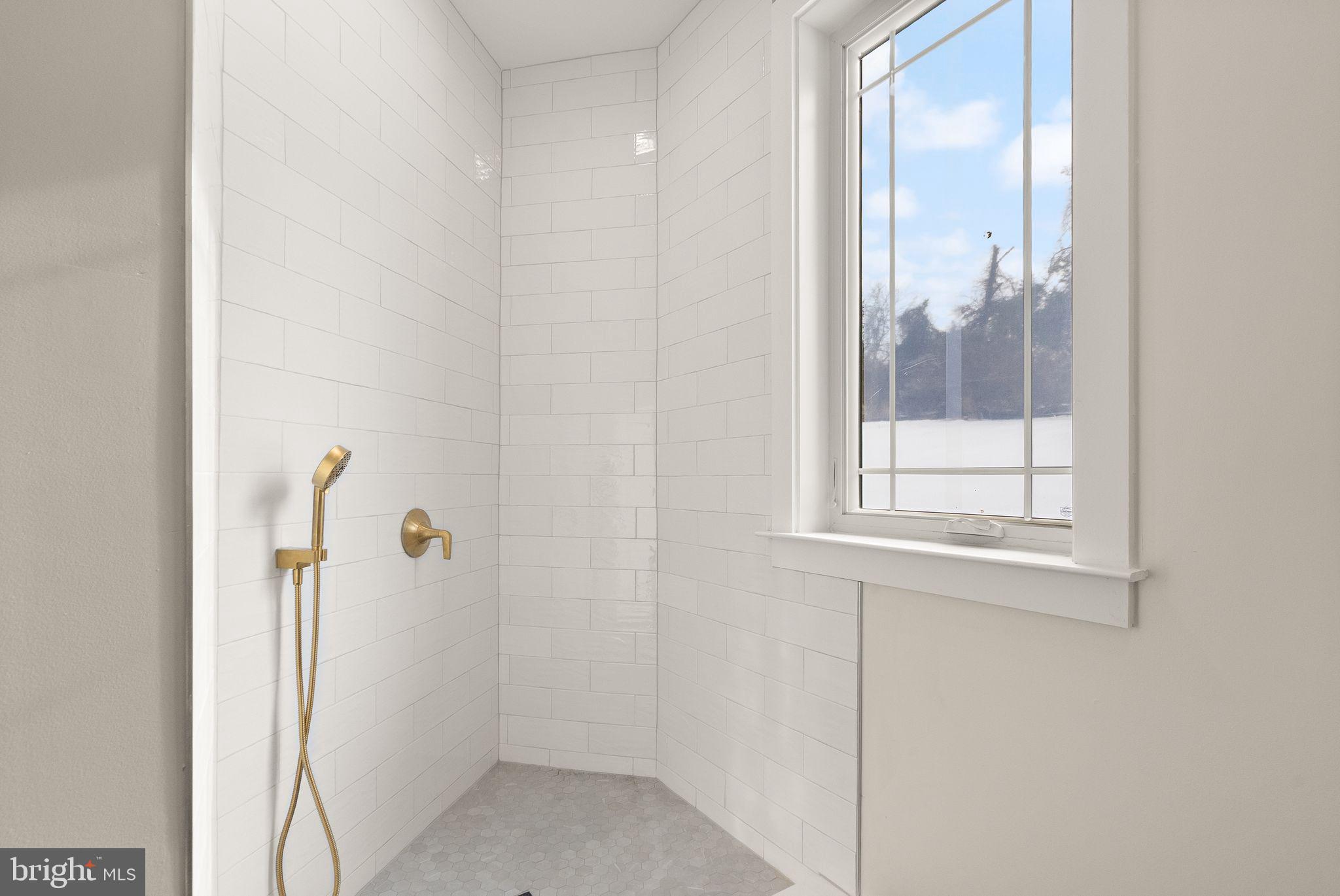 BEACON HILL - Residential