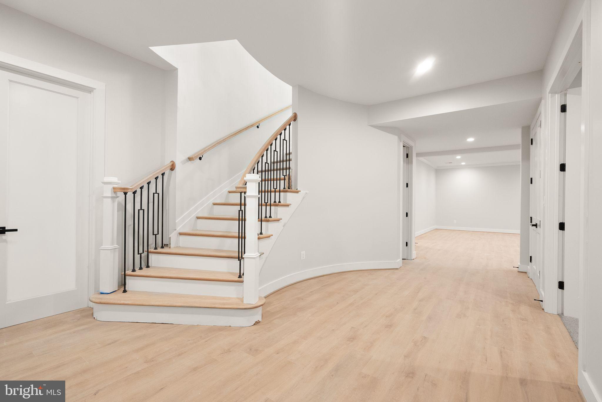 BEACON HILL - Residential