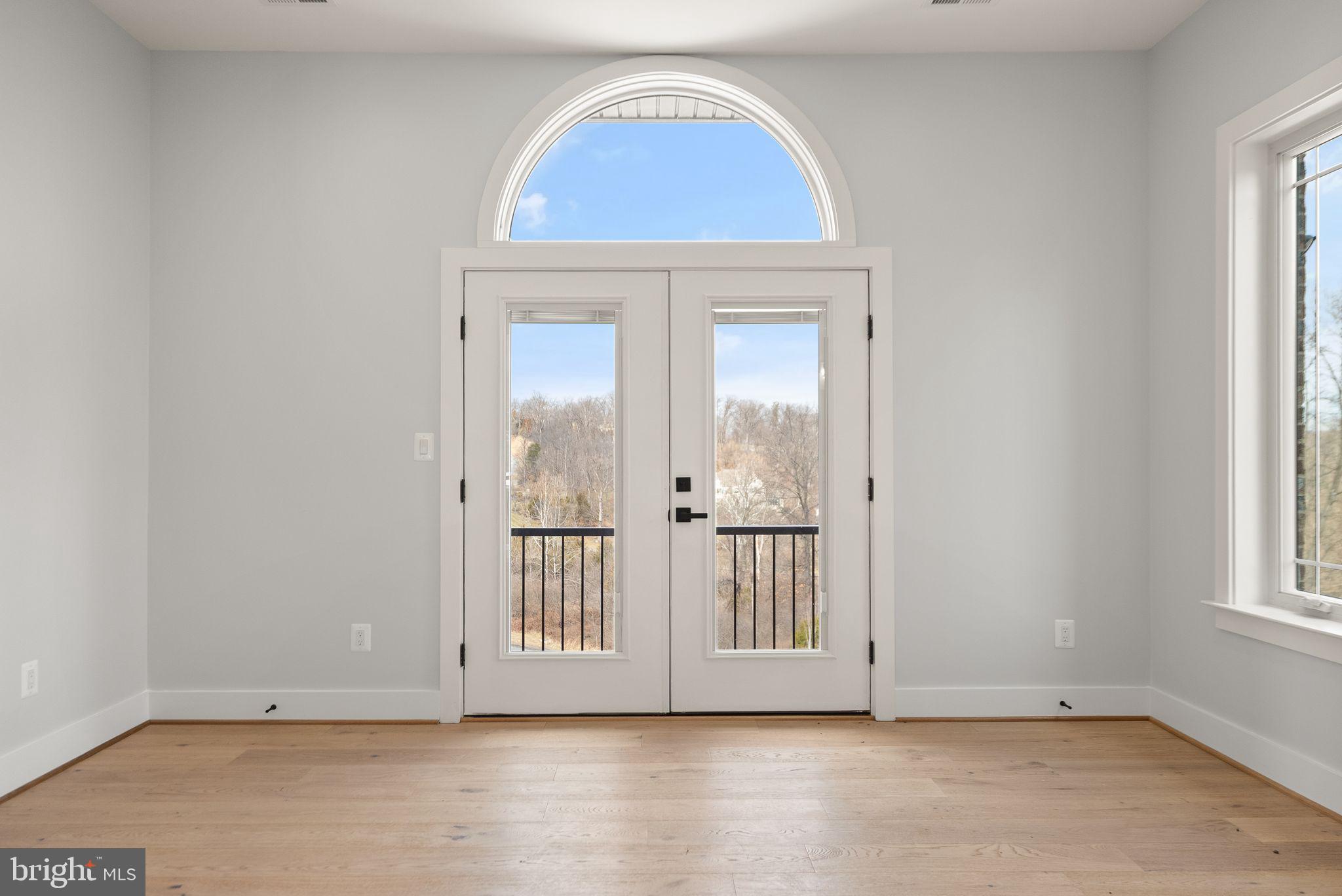 BEACON HILL - Residential