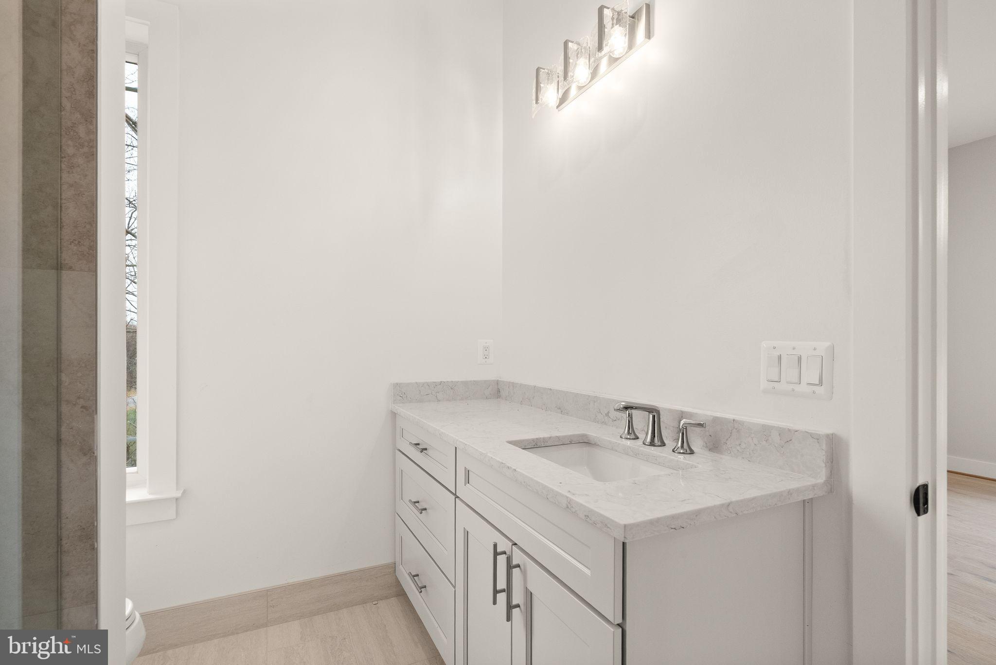 BEACON HILL - Residential