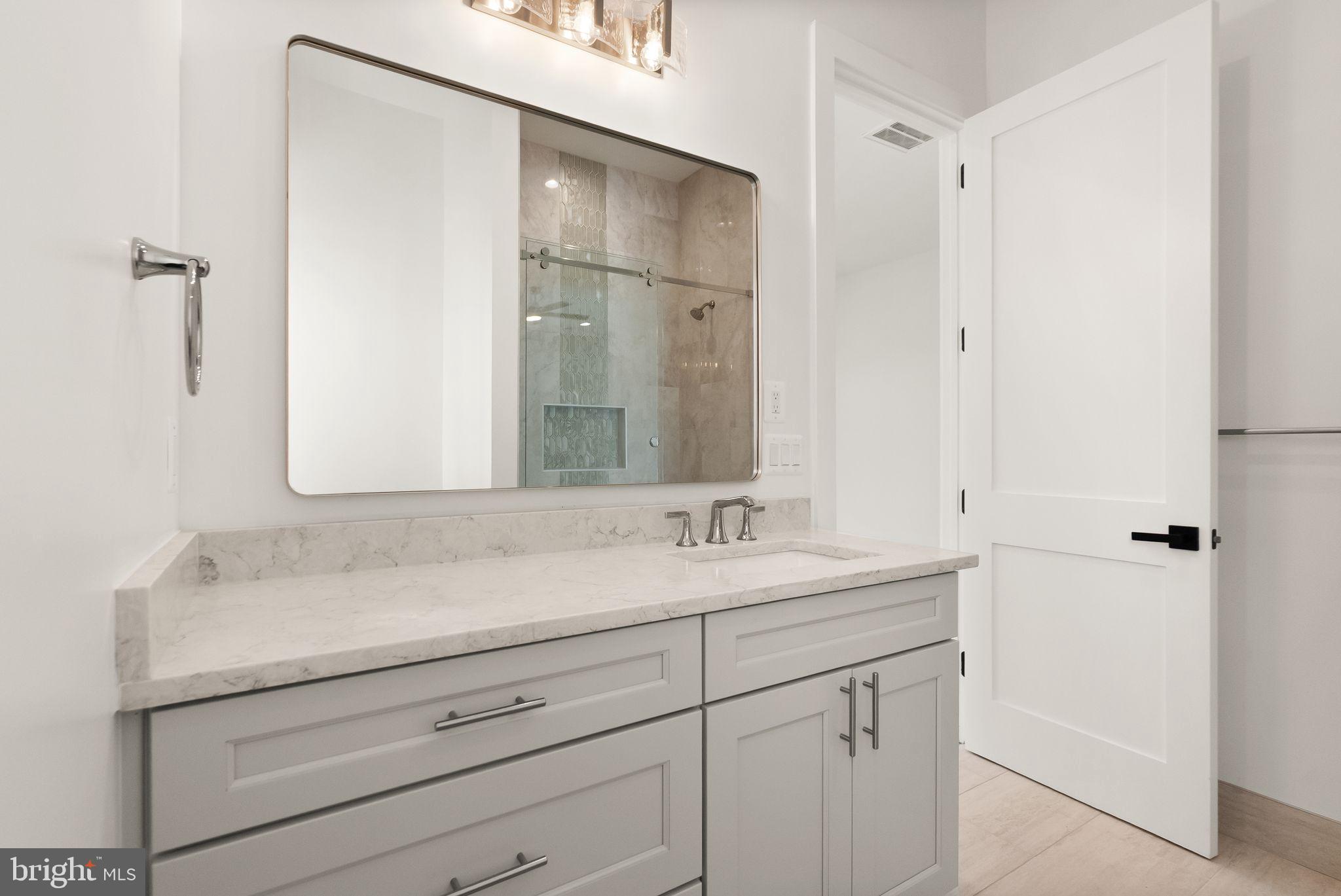 BEACON HILL - Residential