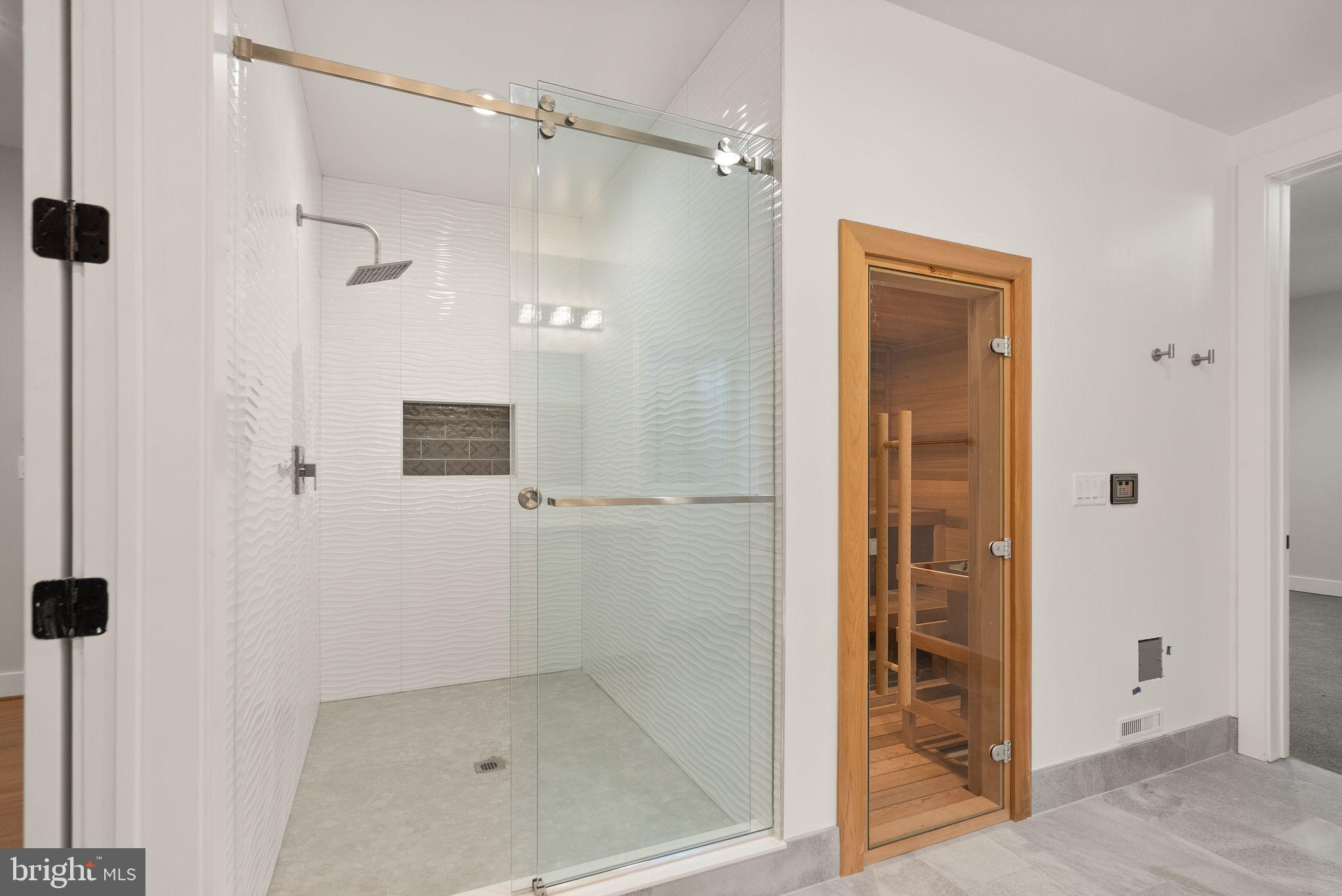 BEACON HILL - Residential