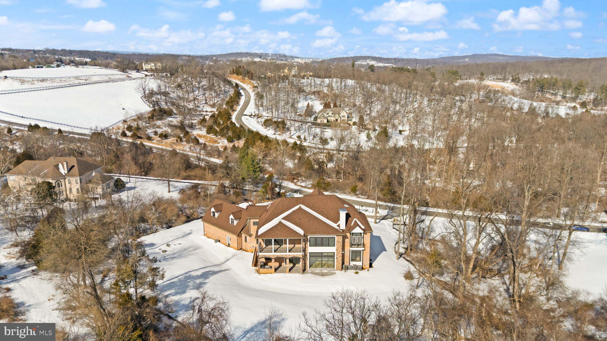 BEACON HILL - Residential