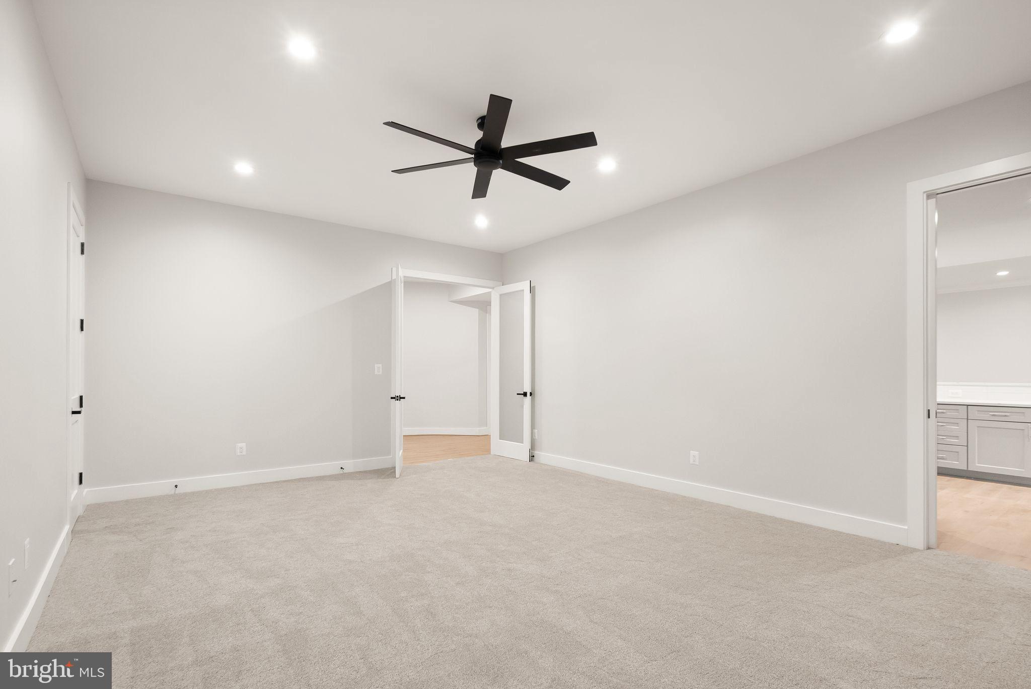 BEACON HILL - Residential