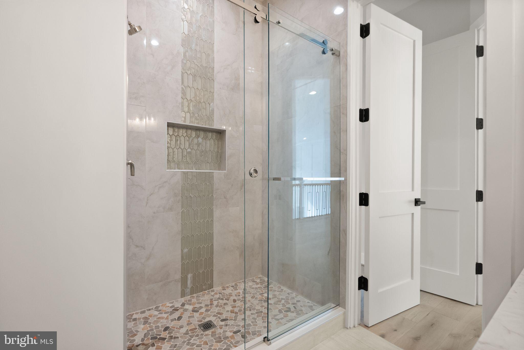 BEACON HILL - Residential