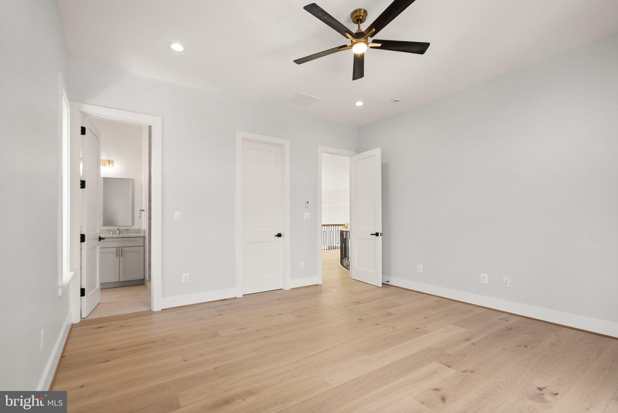 BEACON HILL - Residential