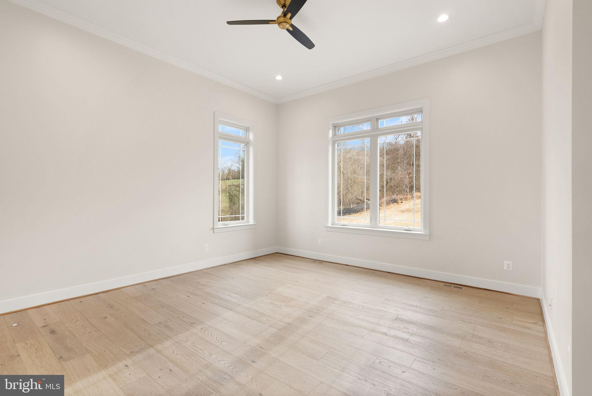 BEACON HILL - Residential