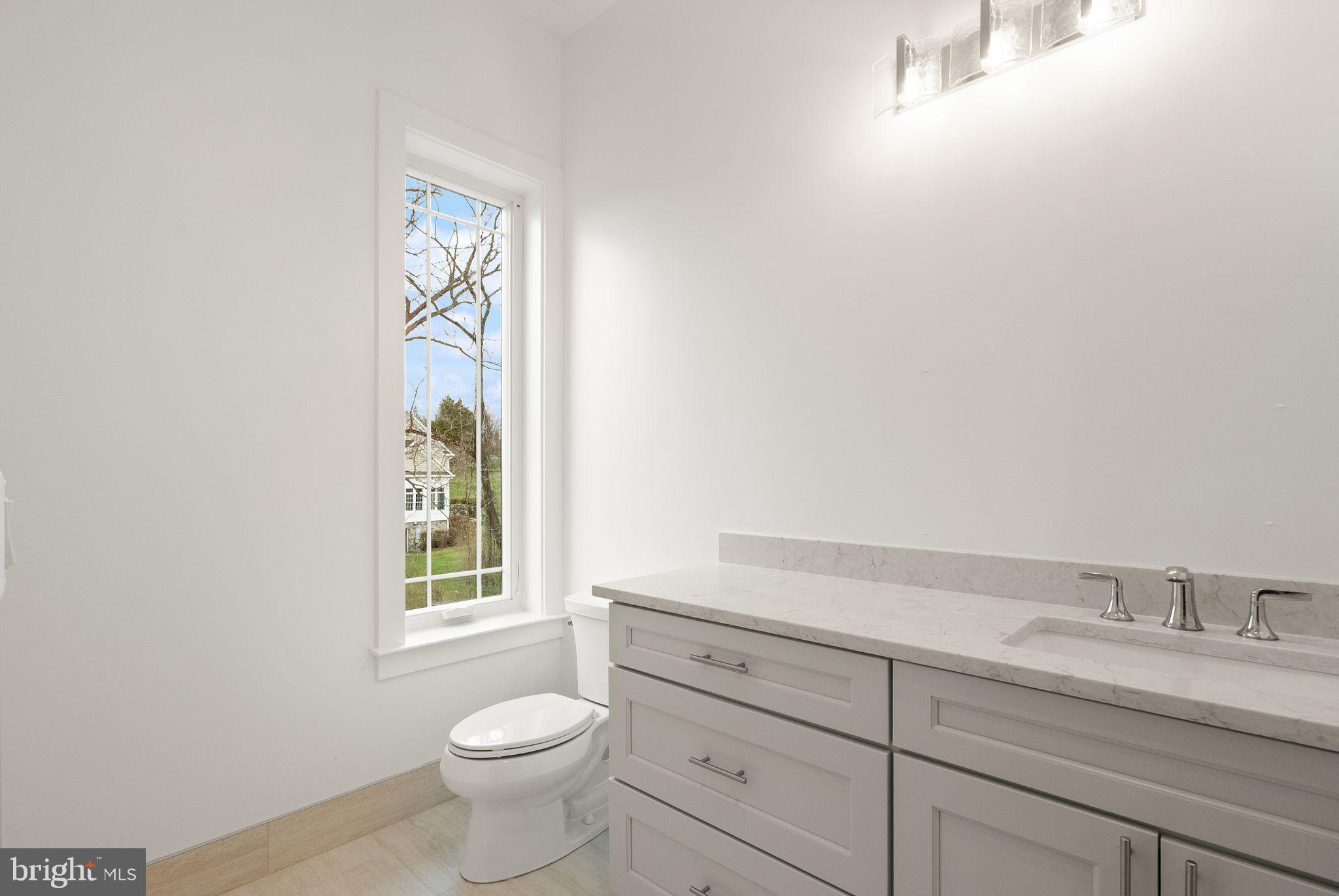 BEACON HILL - Residential