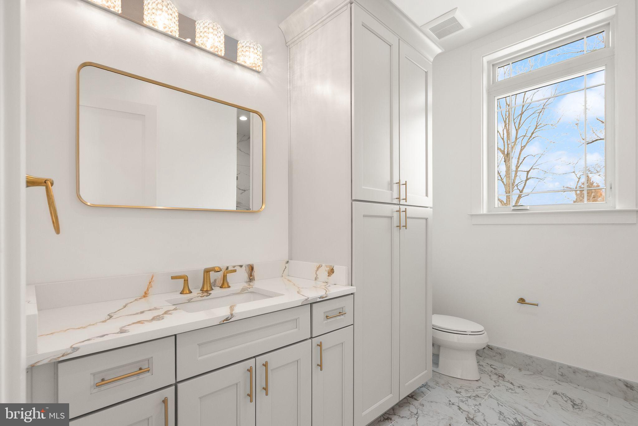 BEACON HILL - Residential