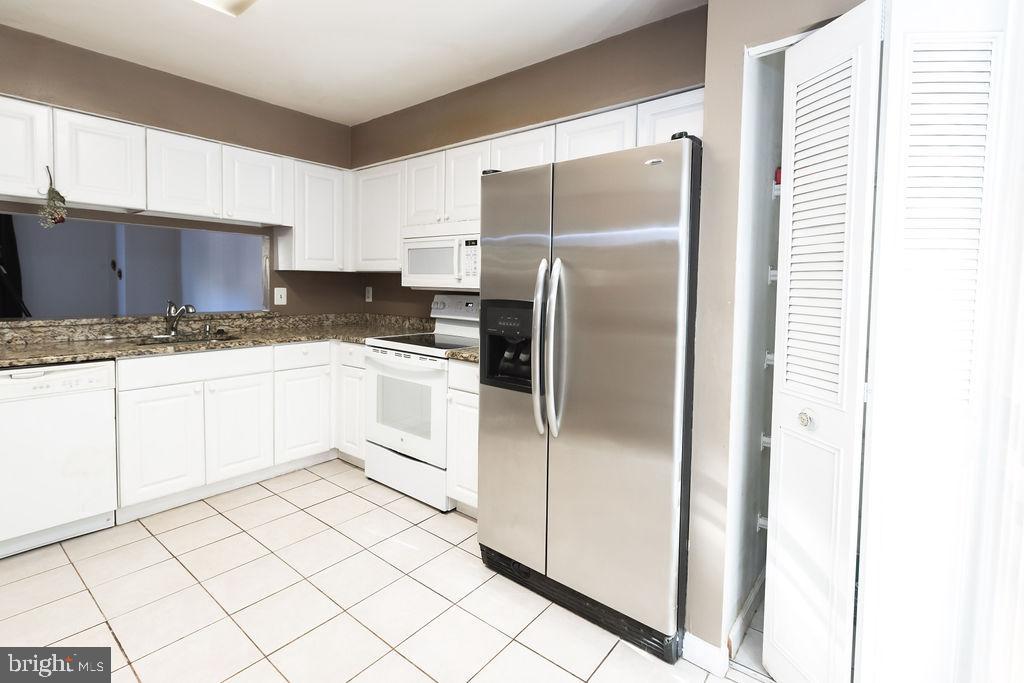 CHURCHILL TOWN SECTOR - Residential