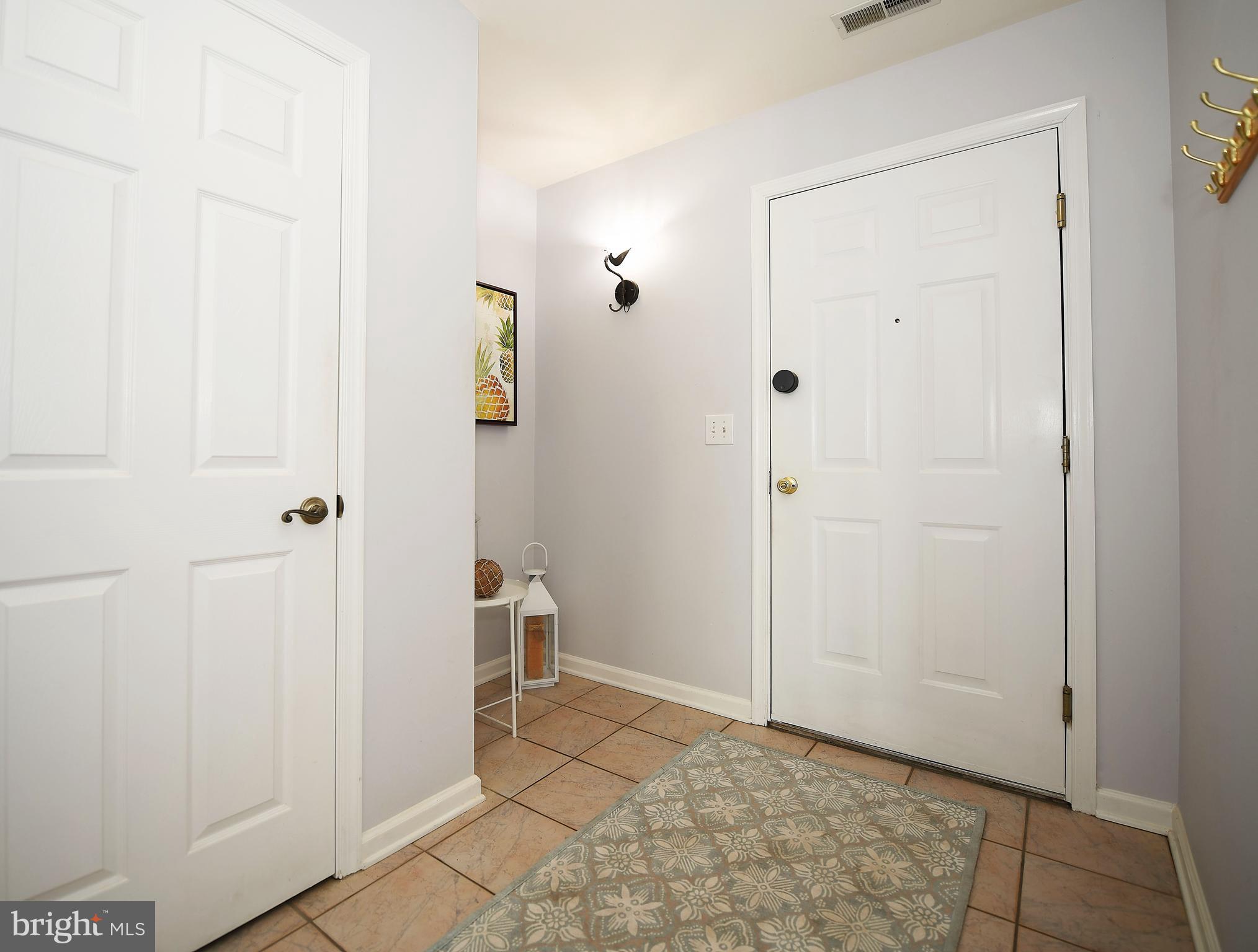 SENECA POINTE - Residential