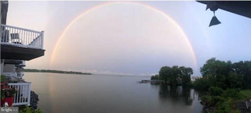 SENECA POINTE - Residential