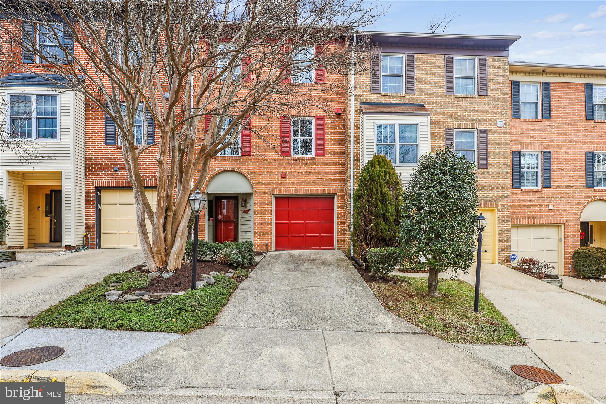 RUNNYMEADE - Residential