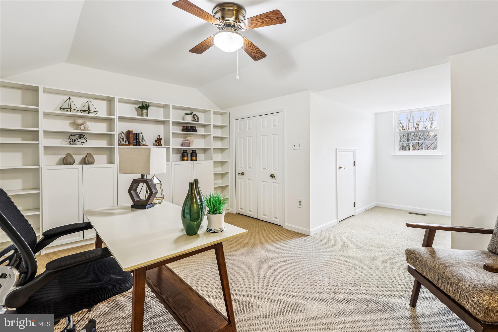 RUNNYMEADE - Residential