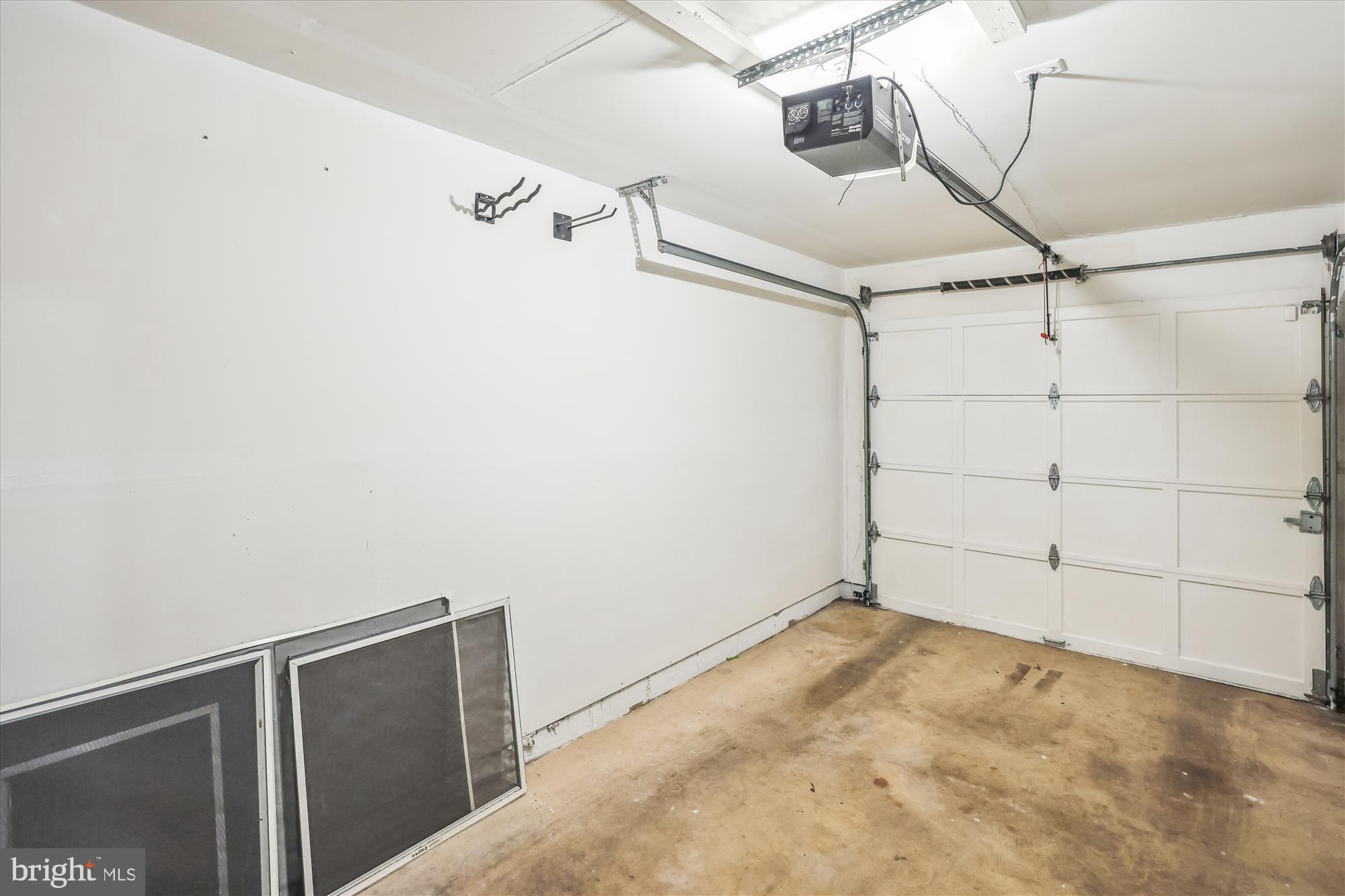 RUNNYMEADE - Residential